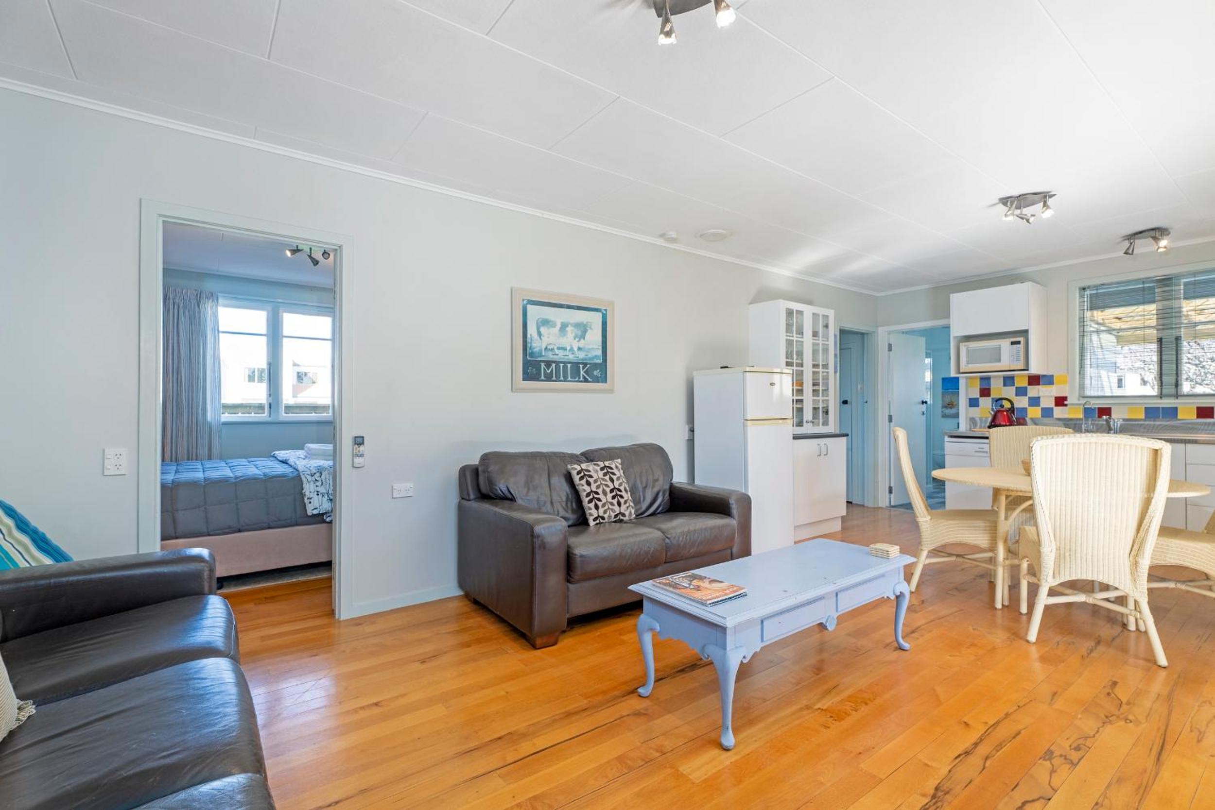 Apartment - Ground Floor - Photo 1