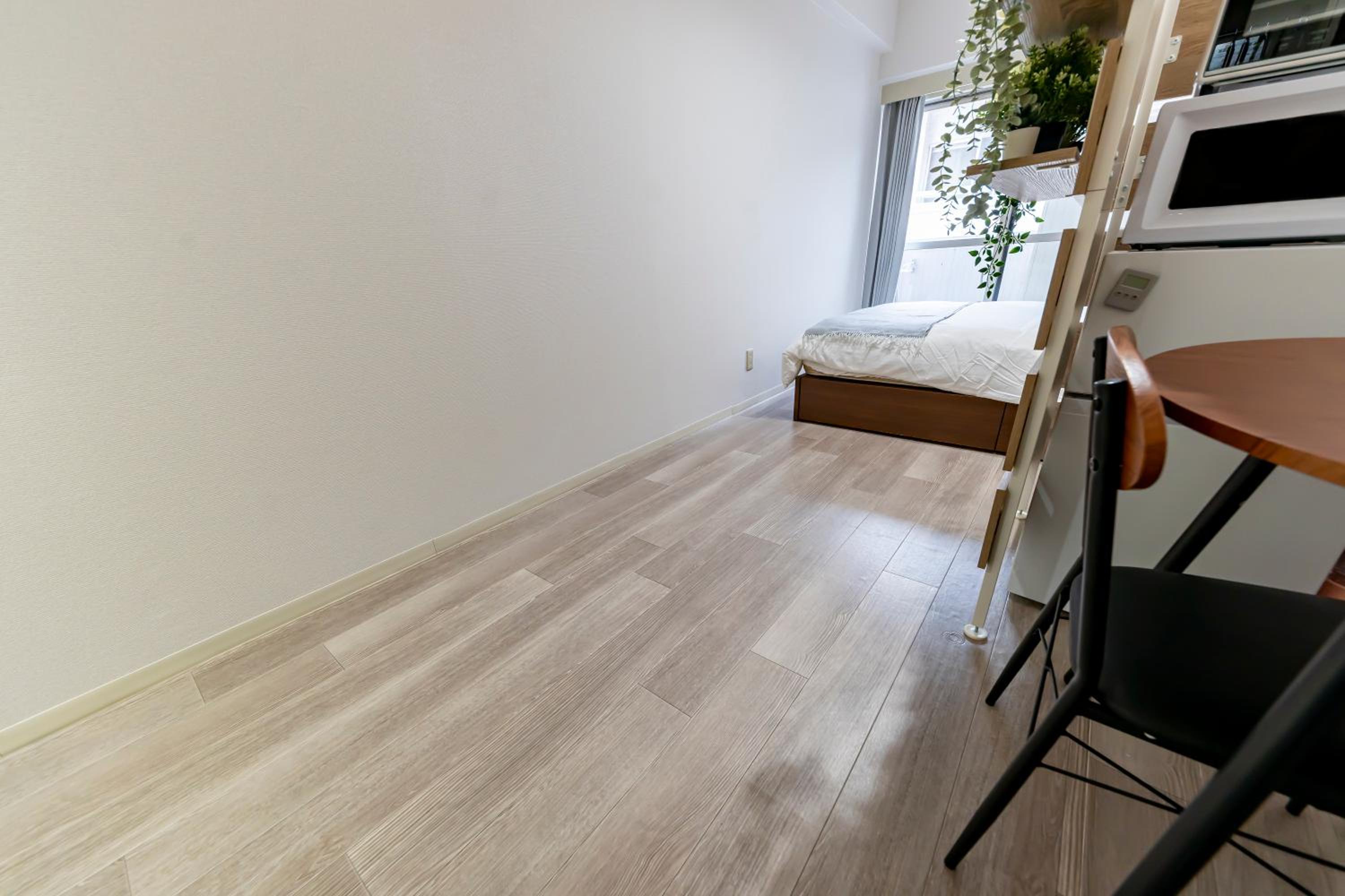 One-Bedroom Apartment photo 2