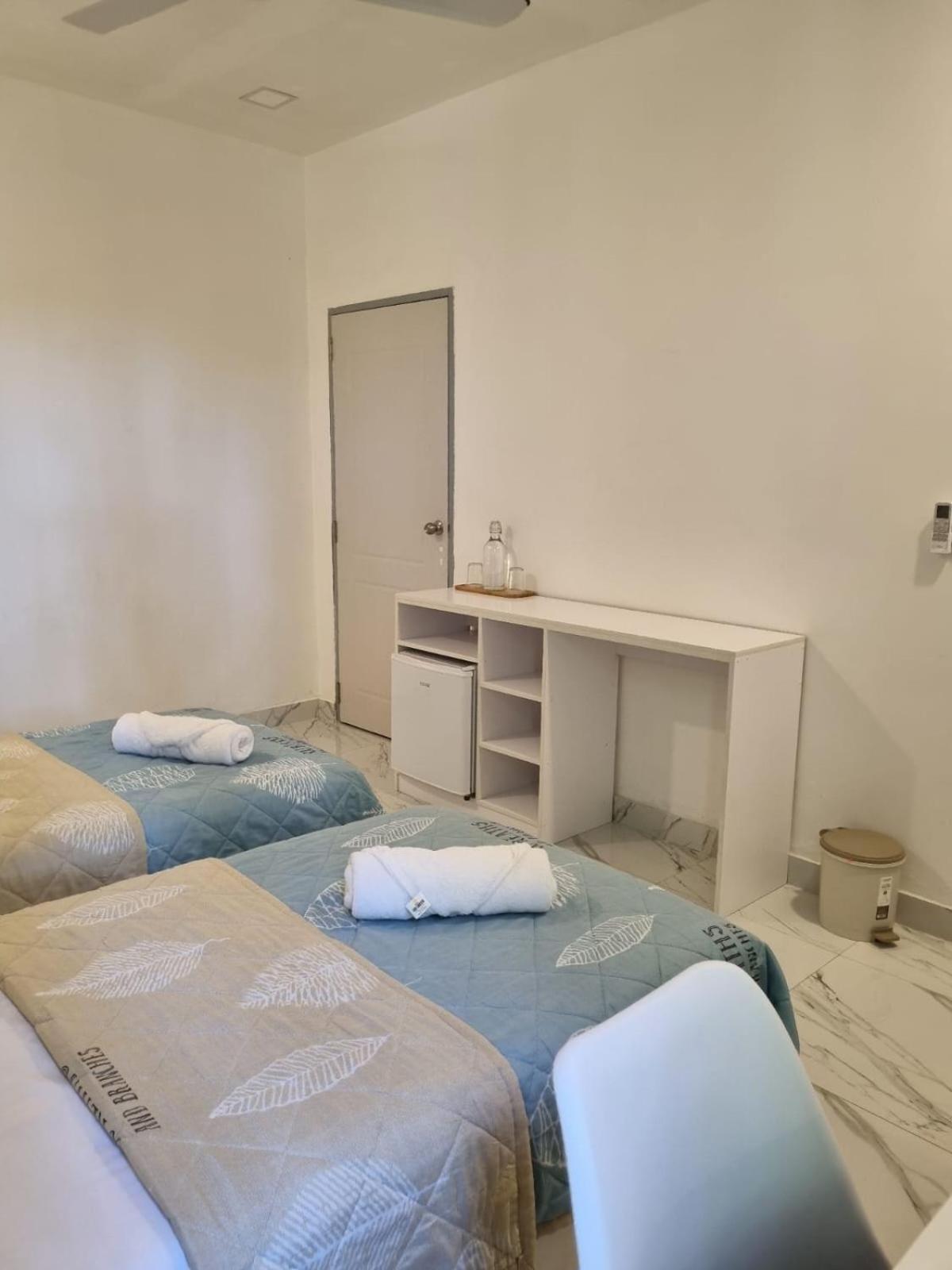 Deluxe Room - Photo 6