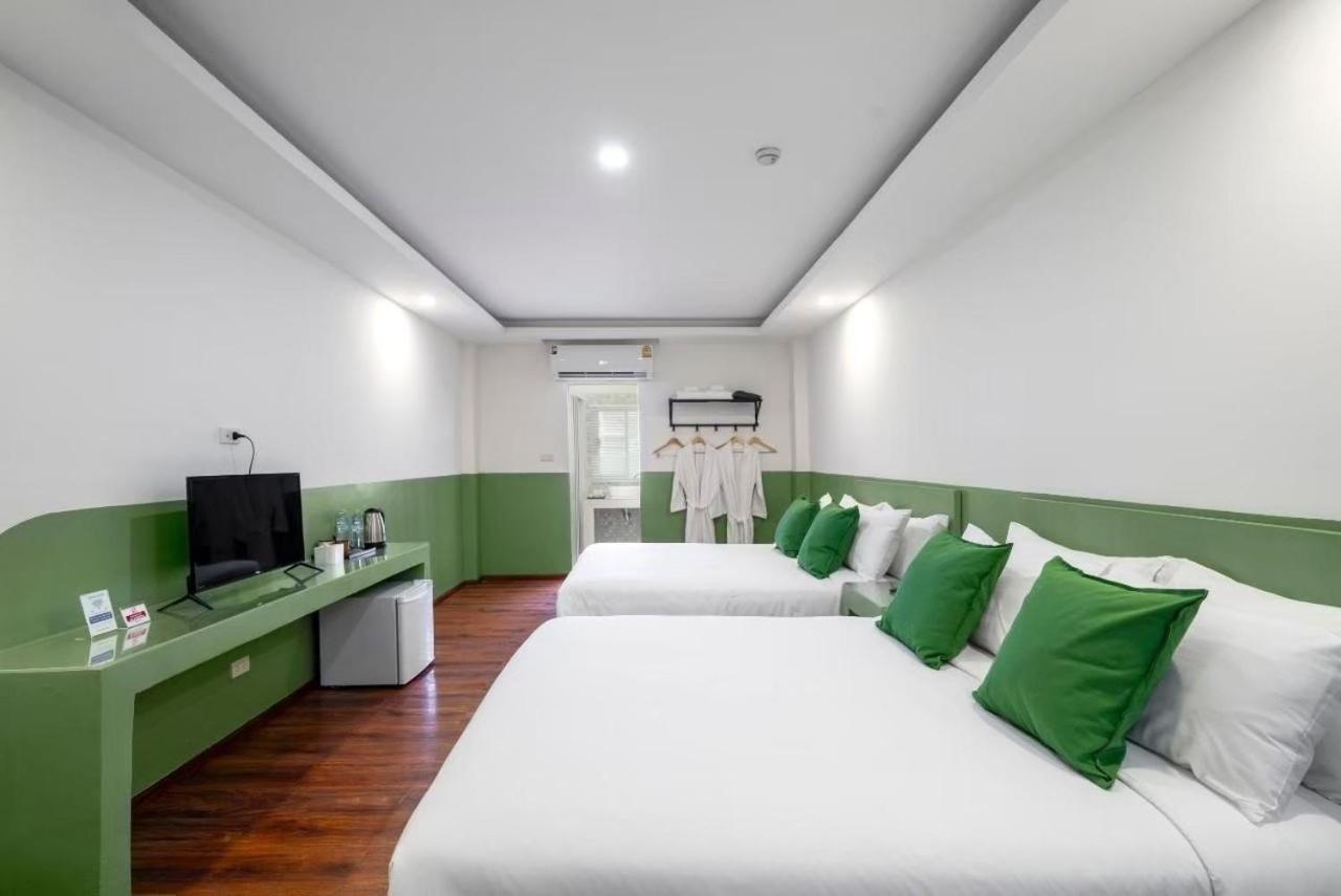 Superior Twin Room - Photo 12