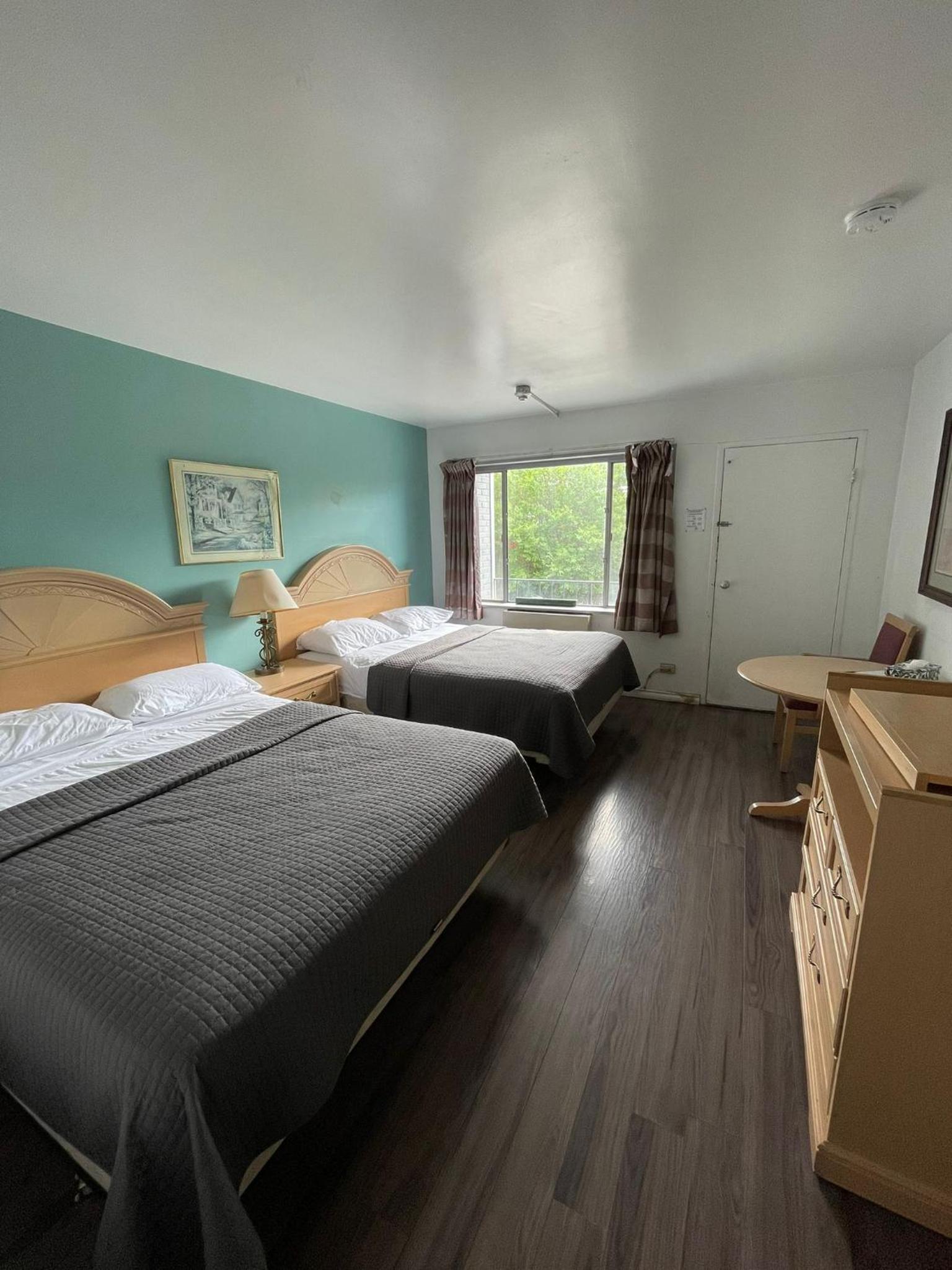 Room with Two Queen Beds photo 1