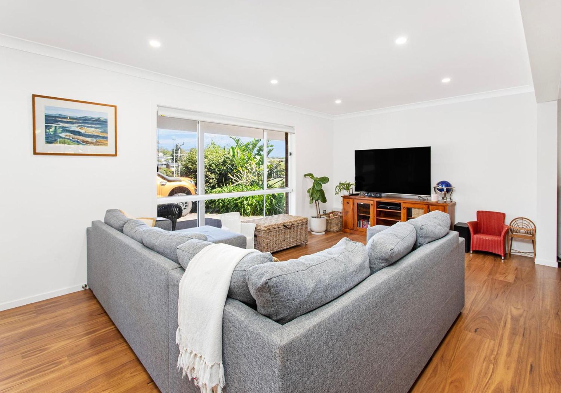 Four-Bedroom House photo 1