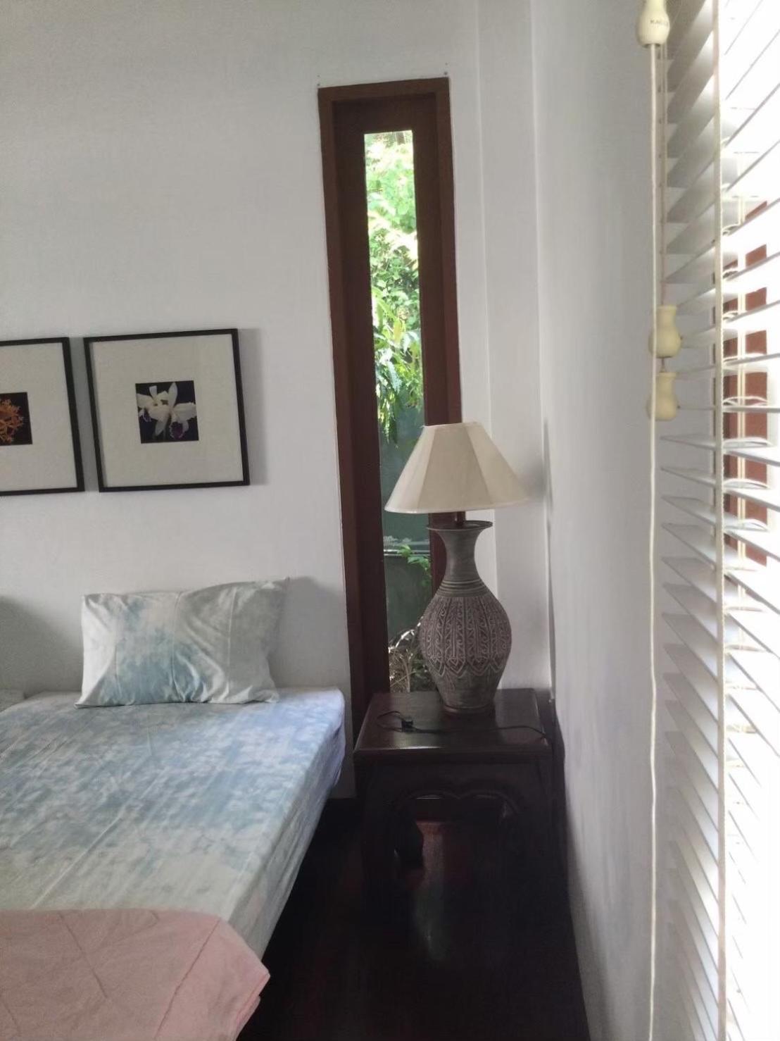 Bungalow with Private Bathroom photo 1