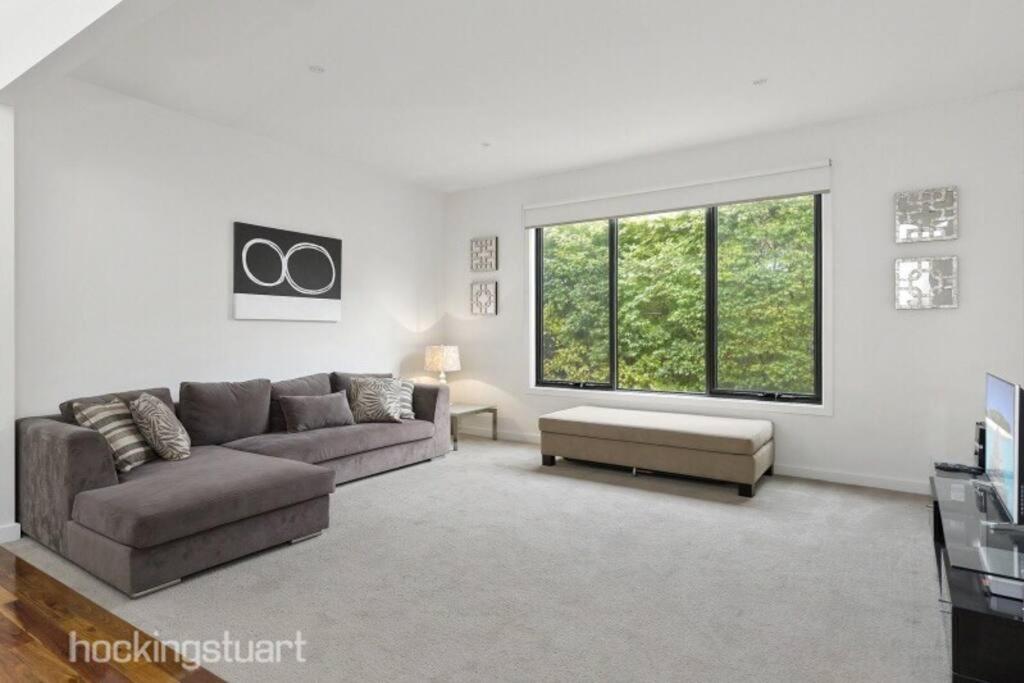 Four-Bedroom House photo 1
