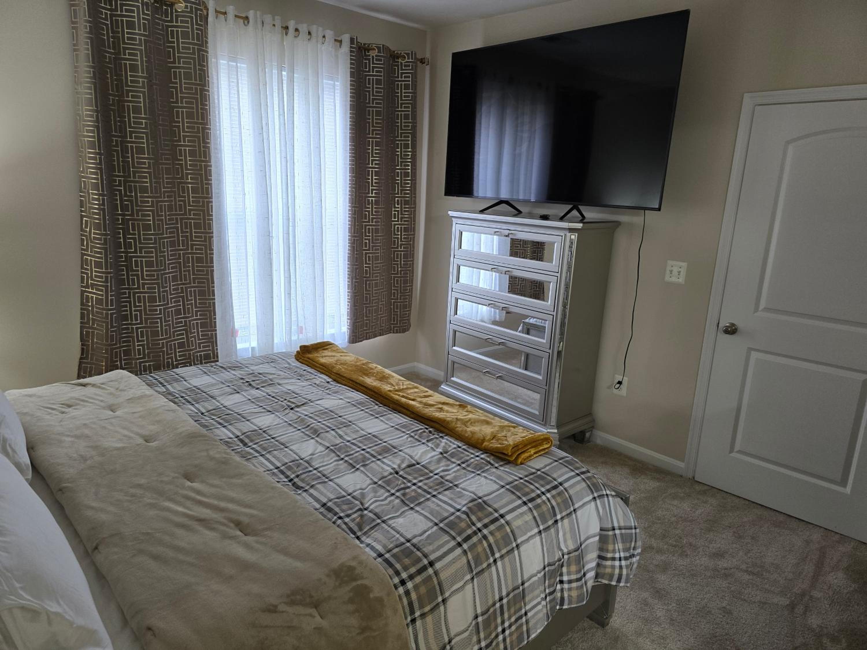 Two-Bedroom Apartment With Balcony photo 3