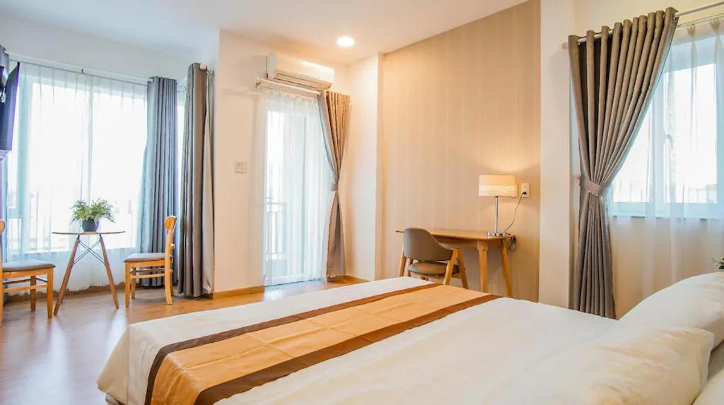 Deluxe Double Room With Balcony