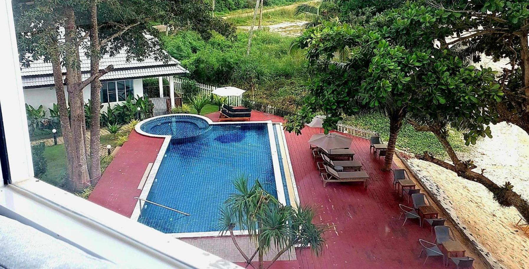 Family Room with Sea View - Photo 9