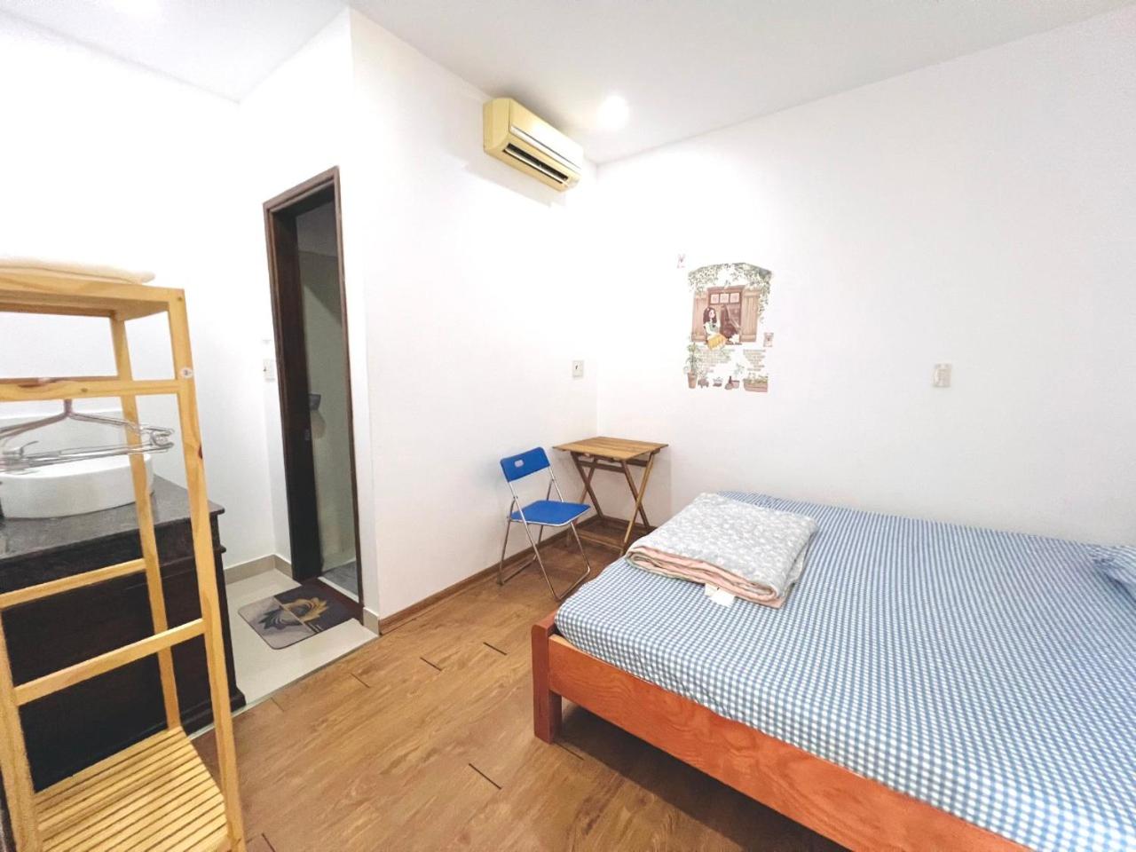 Apartment With Balcony photo 3