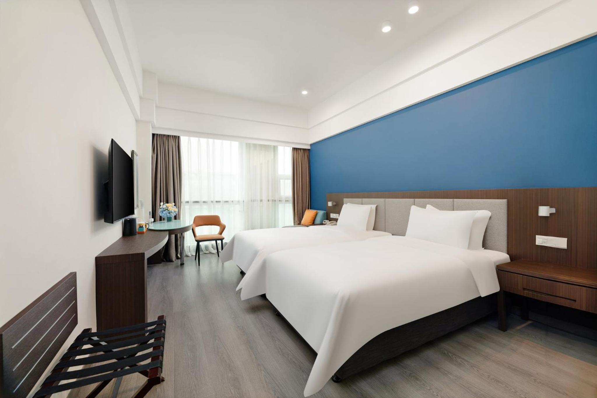 Standard Twin Room - High Floor - Photo 1