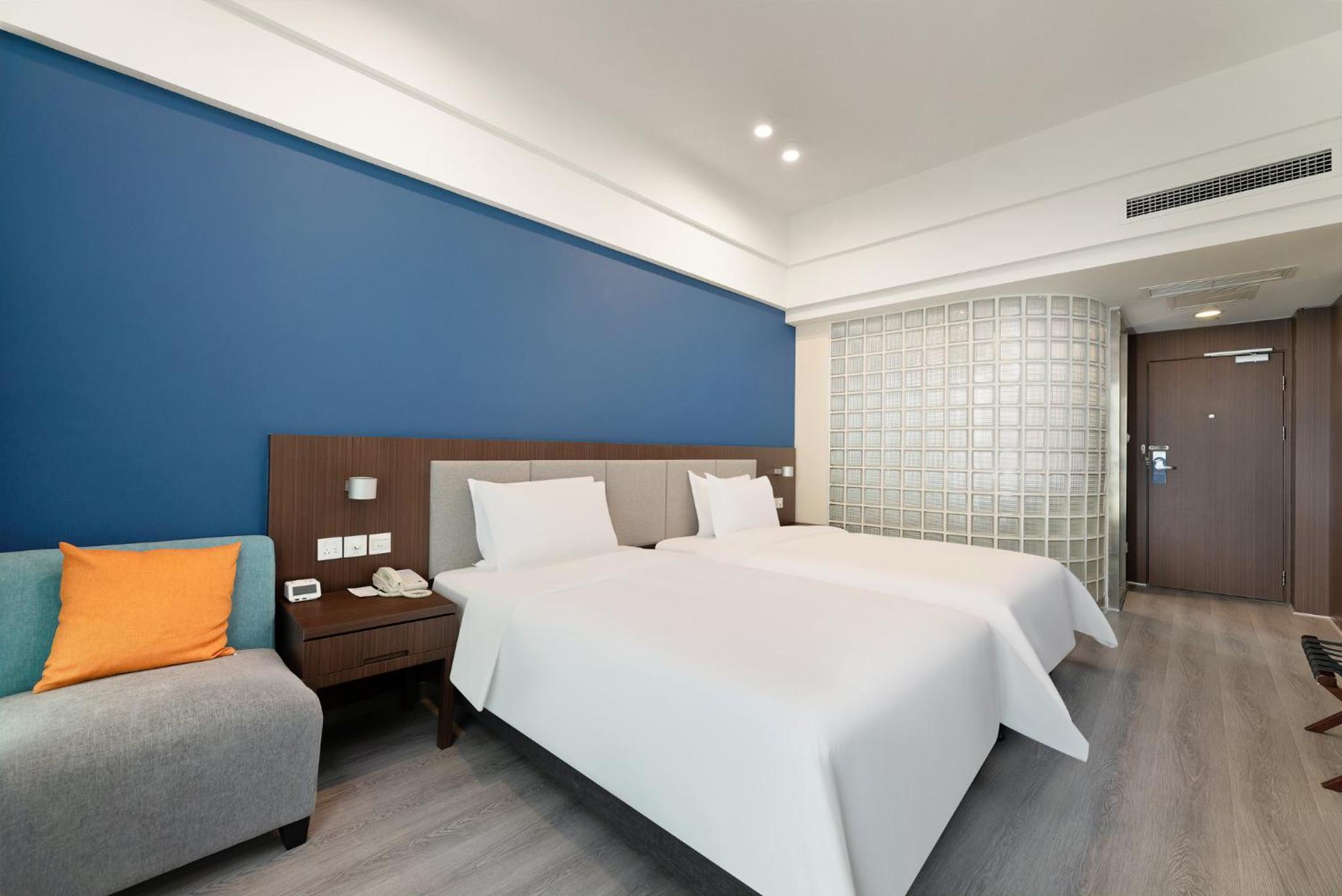 Standard Twin Room - High Floor - Photo 2