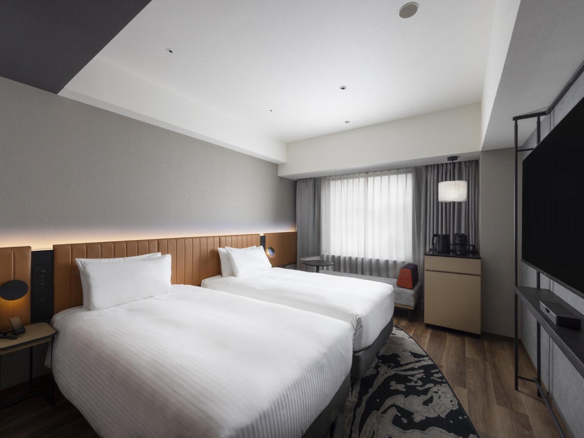 Executive Twin Room - Photo 3