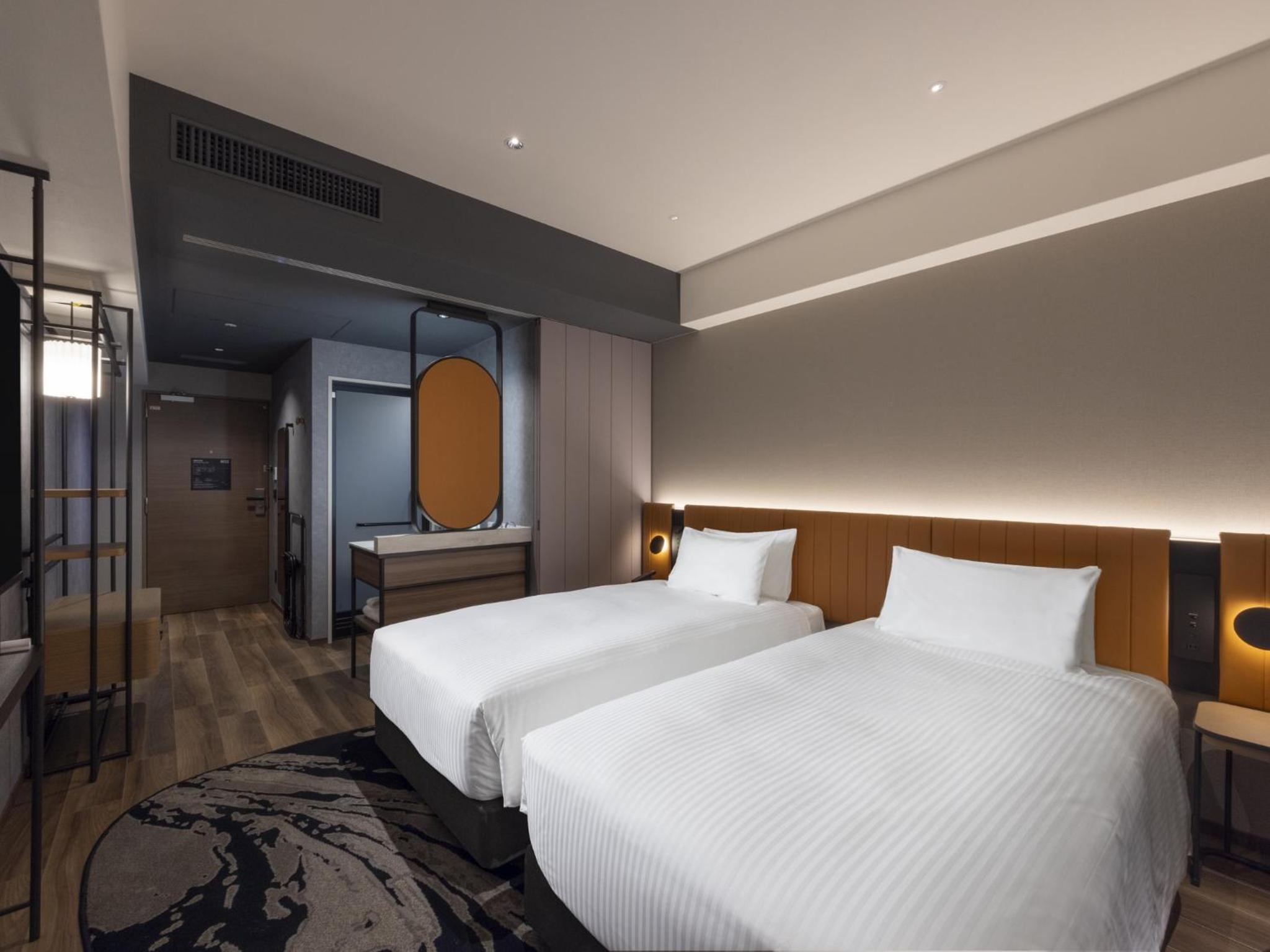 Executive Twin Room - Photo 4