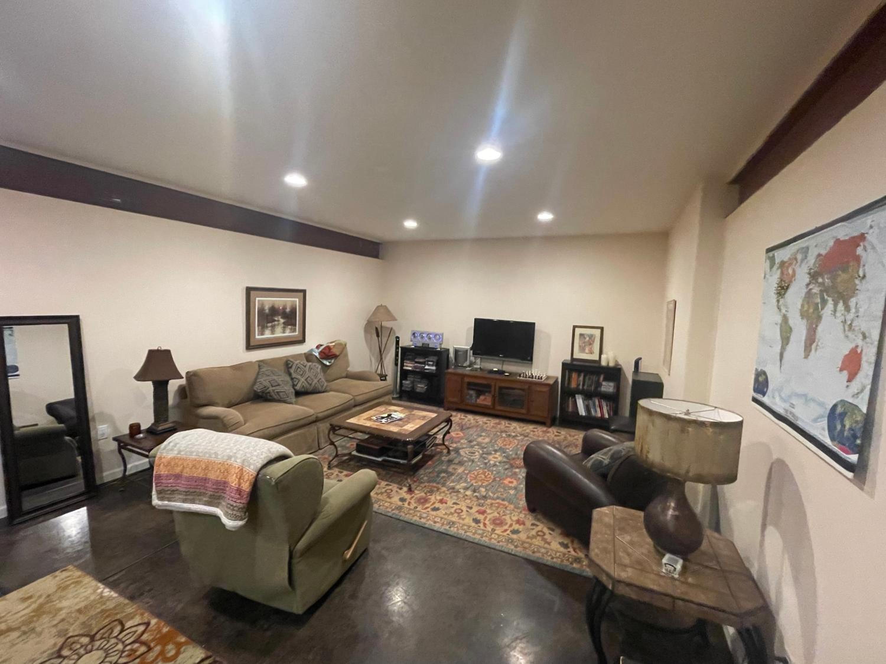 One-Bedroom Apartment with River View photo 1