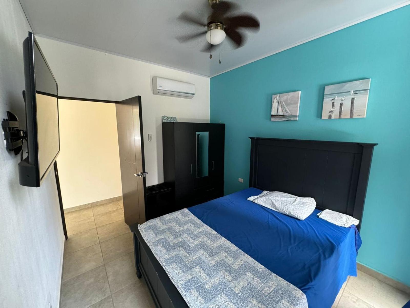 Three-Bedroom House photo 1