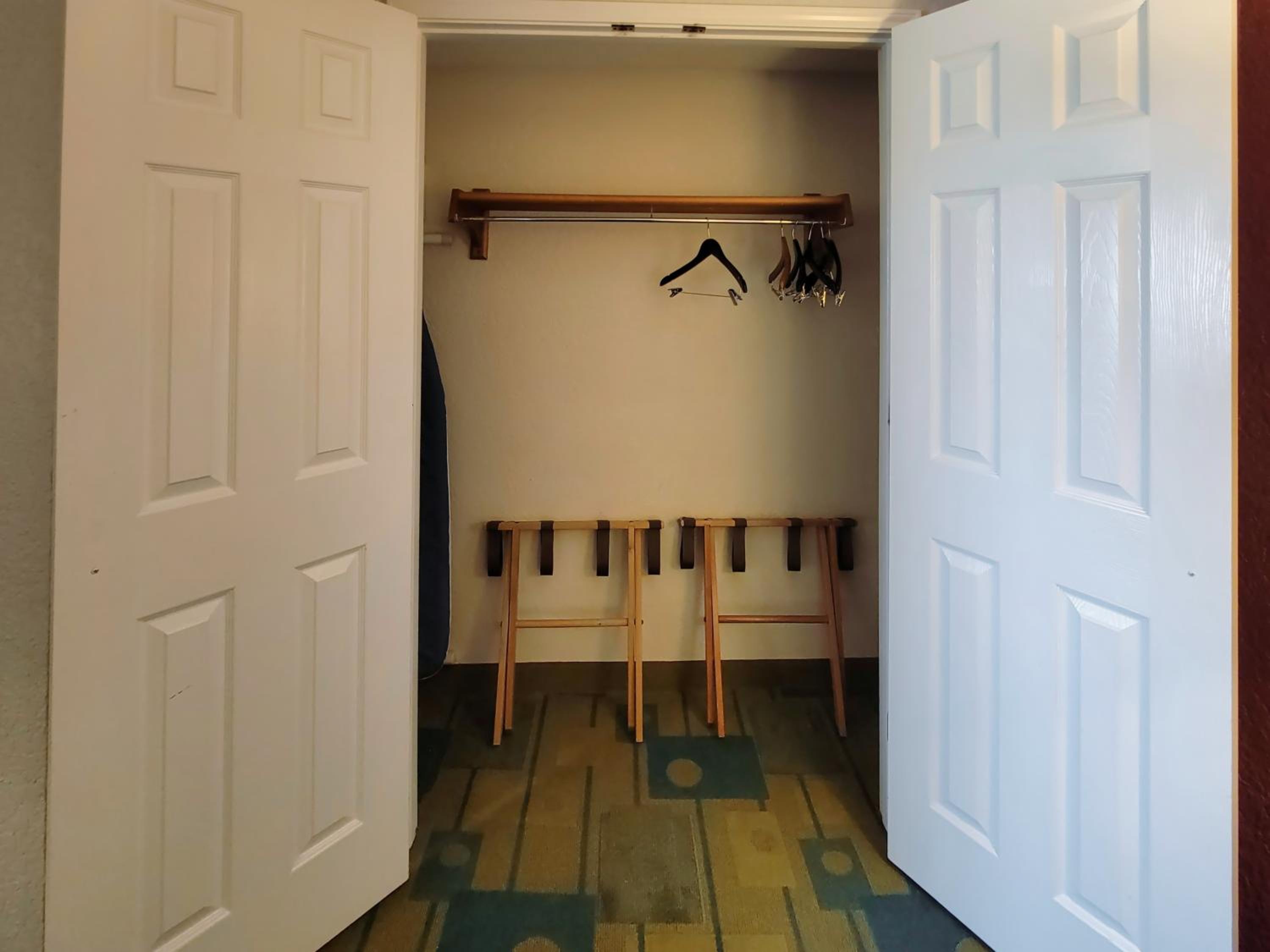 One-Bedroom King Suite - Non-Smoking - Photo 5