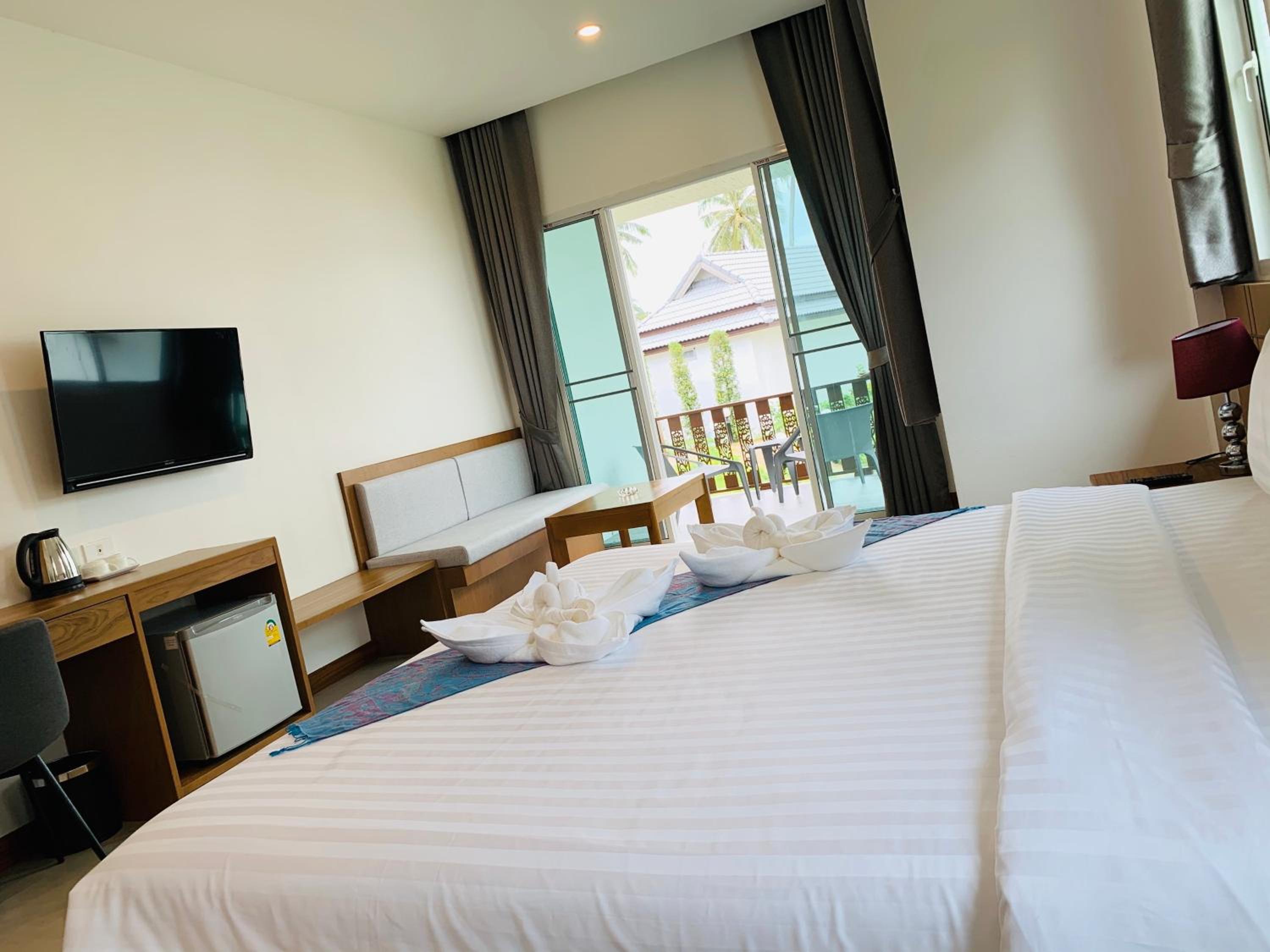 Standard Double or Twin Room - Photo 5