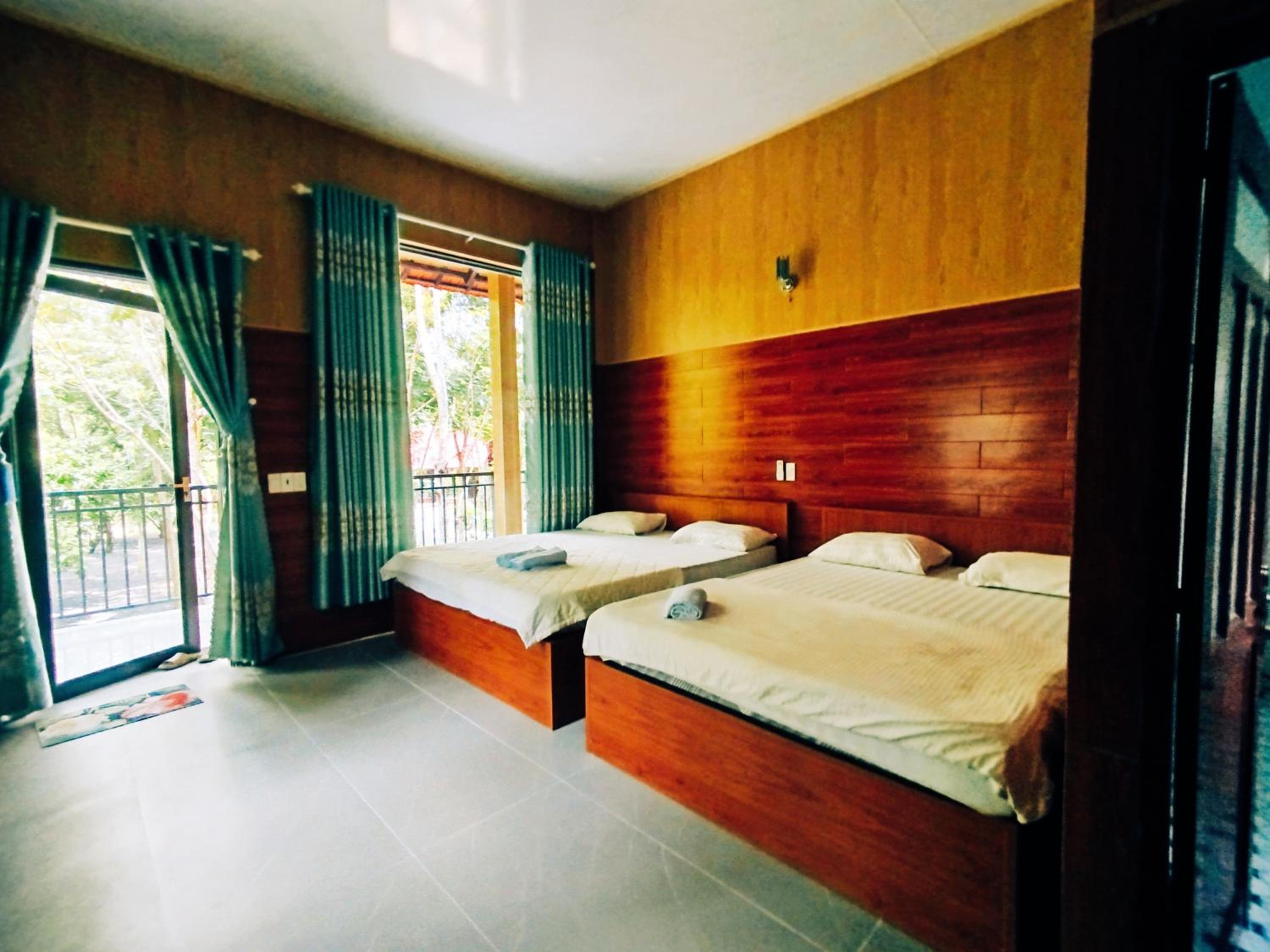 Superior Quadruple Room photo 3