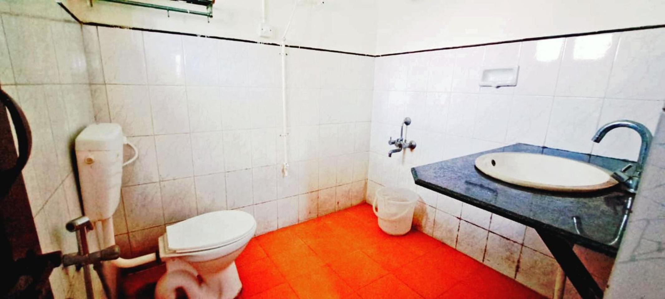 Standard Double Room With Fan photo 3