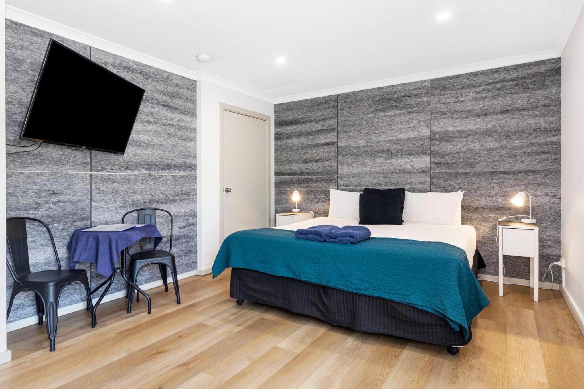 The Eagle Bay Room photo 1