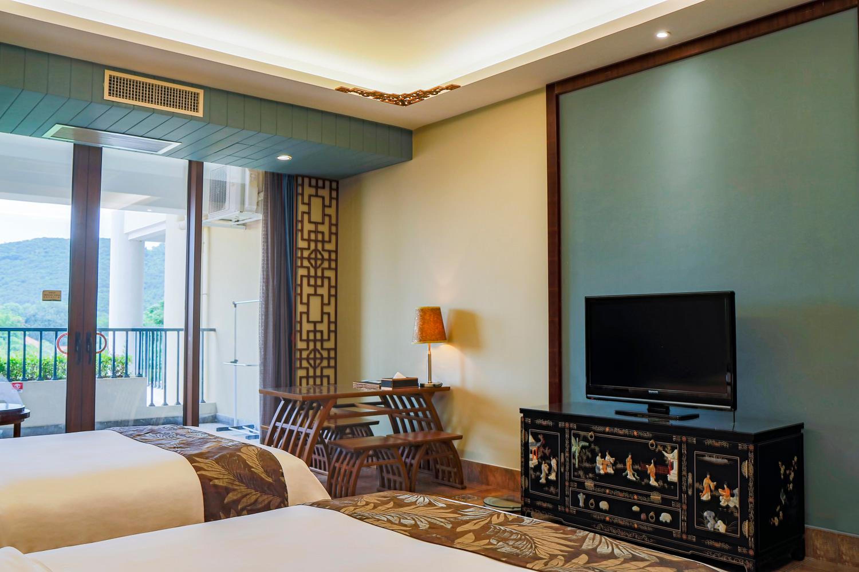 Deluxe Twin Room With Garden View photo 2