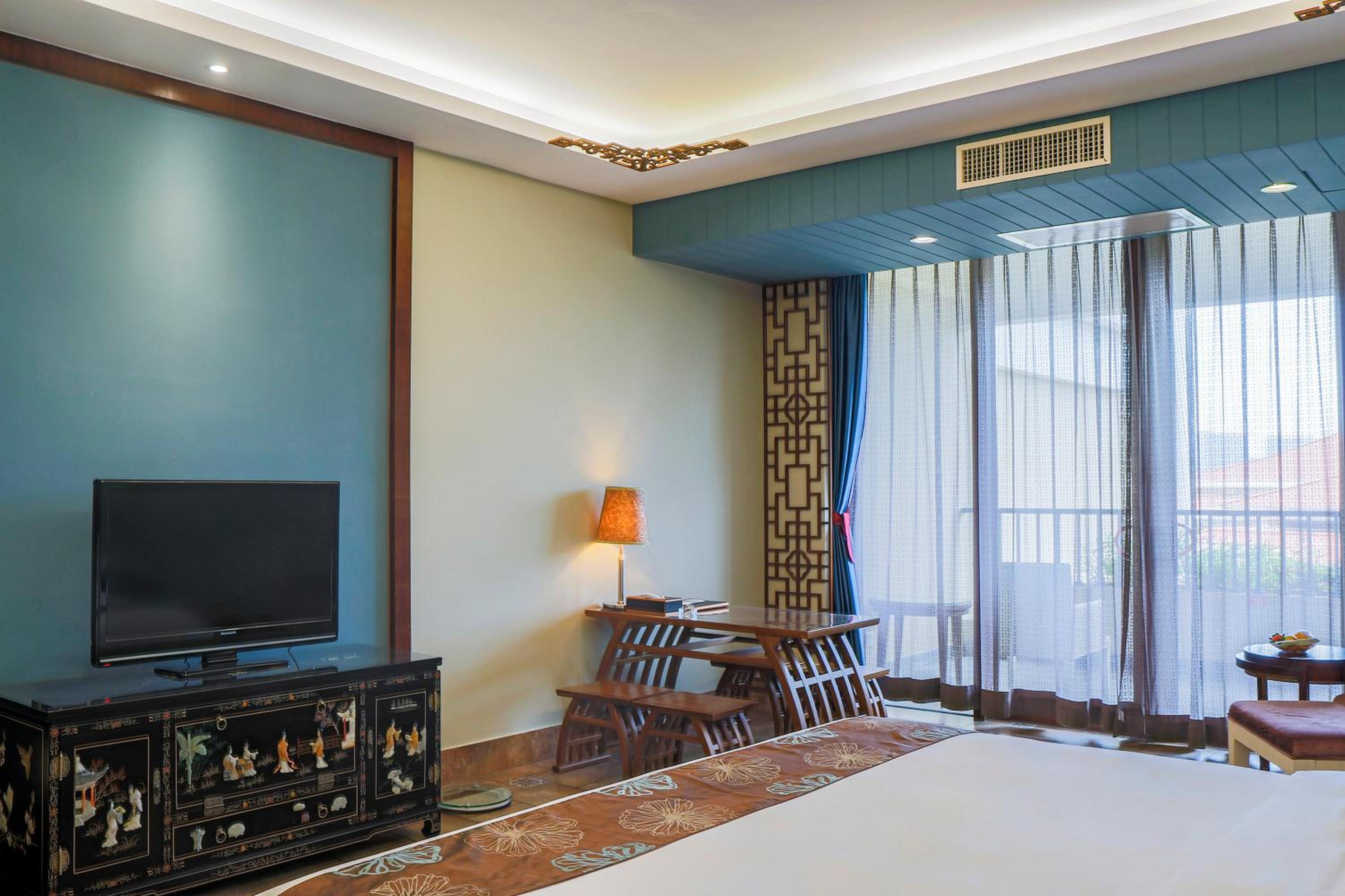 Deluxe King Room With Garden View photo 1