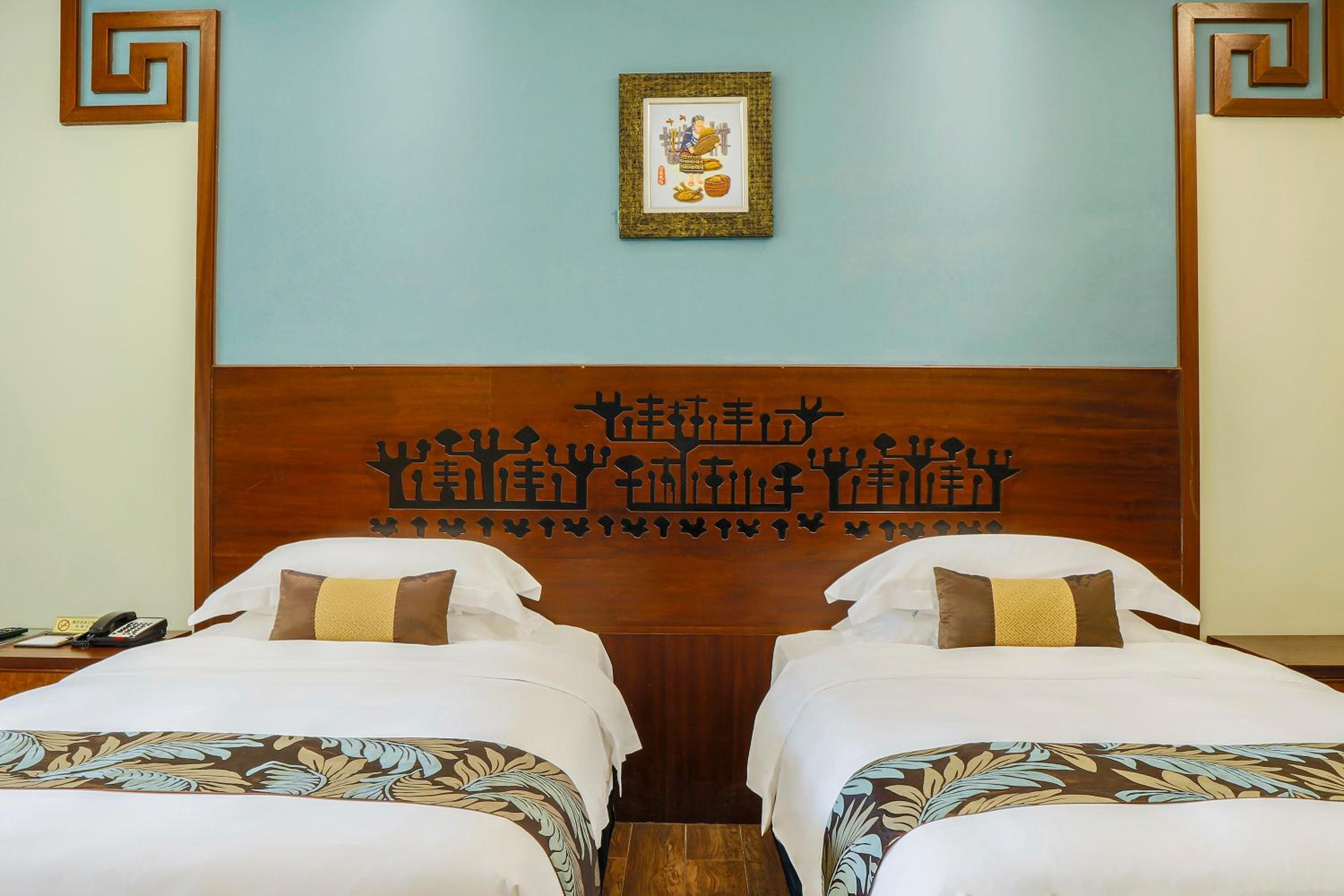 Limited Offer - Superior Garden View Twin Room （One Cup Of Welcome Drink In Lobby Bar） photo 3
