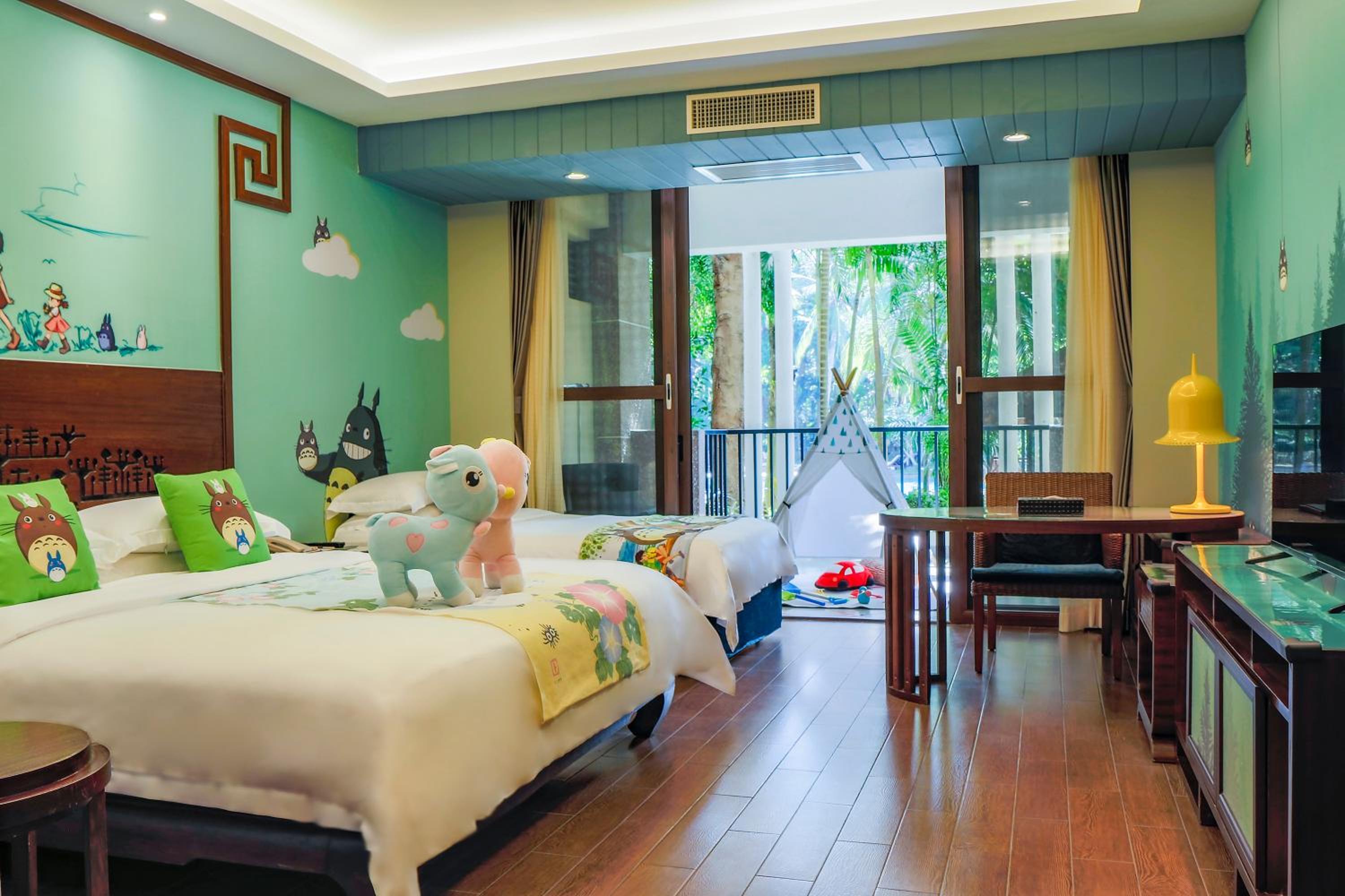 Animation Parent-Child Theme Room photo 3