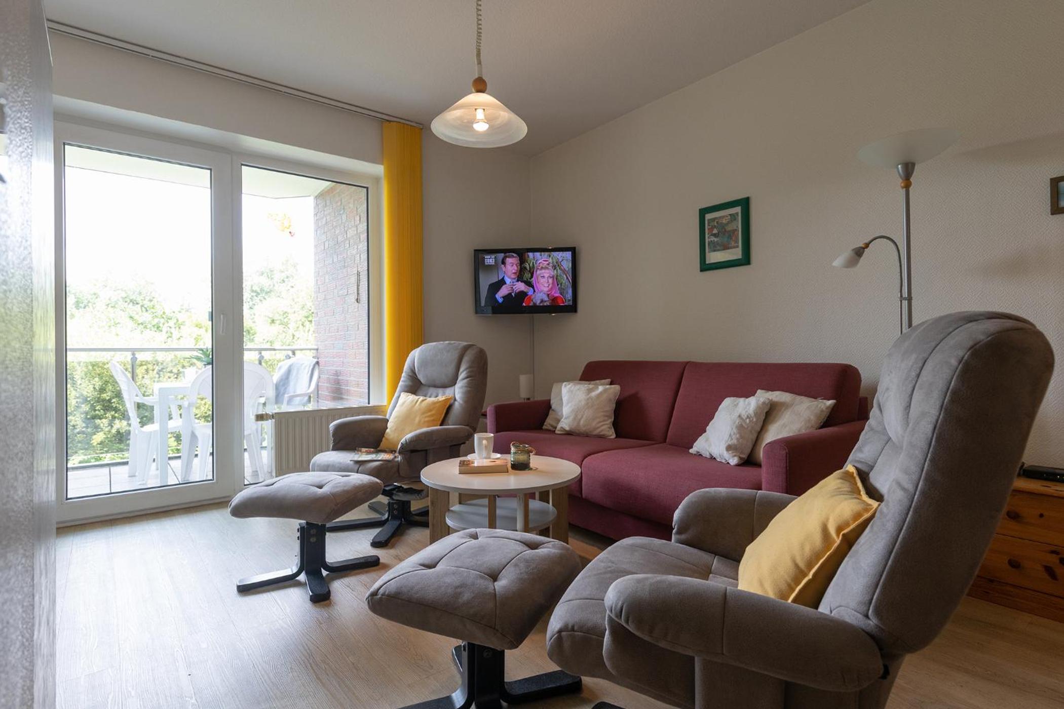 Apartment with Balcony photo 1