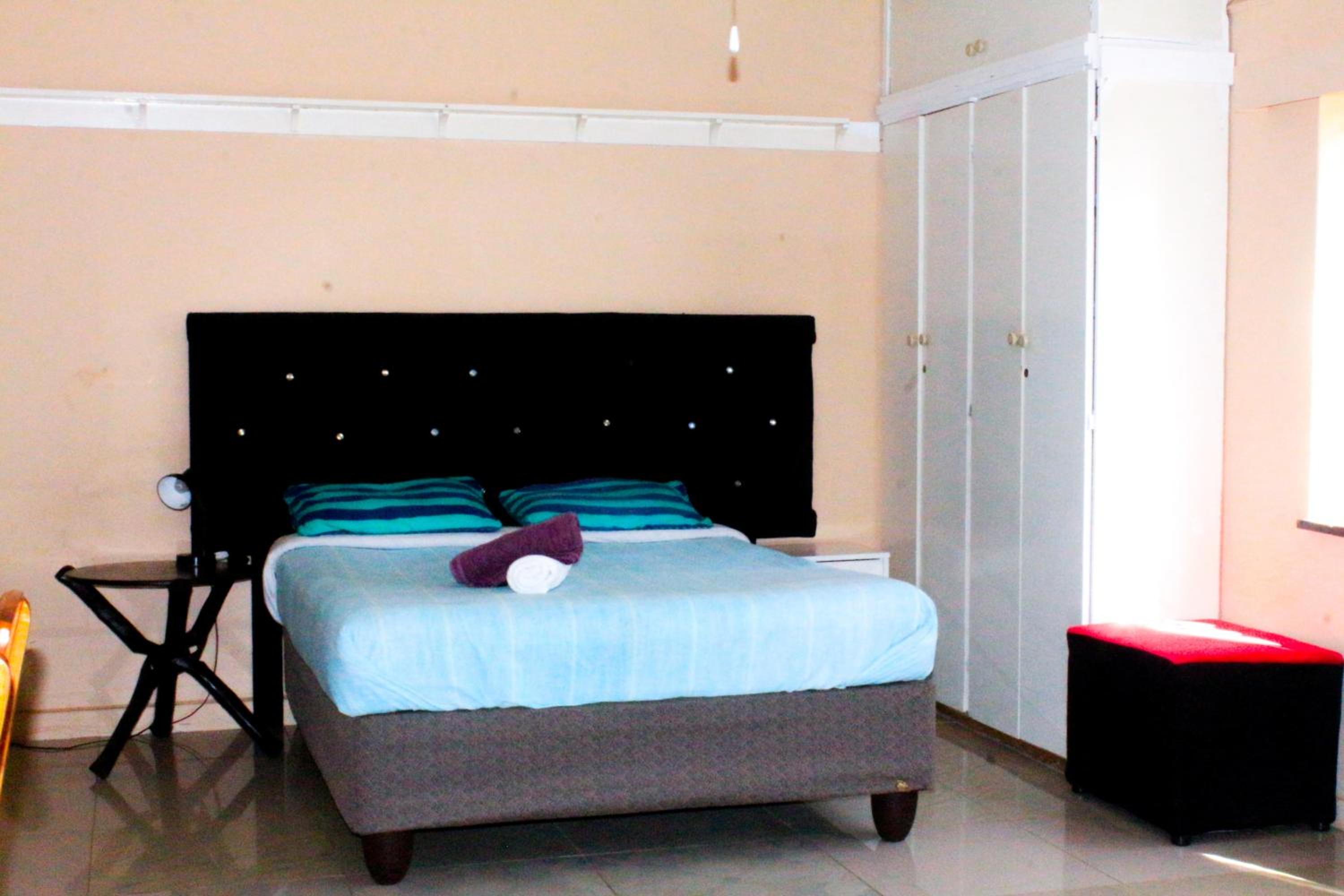 Double Room with Extra Bed photo 1