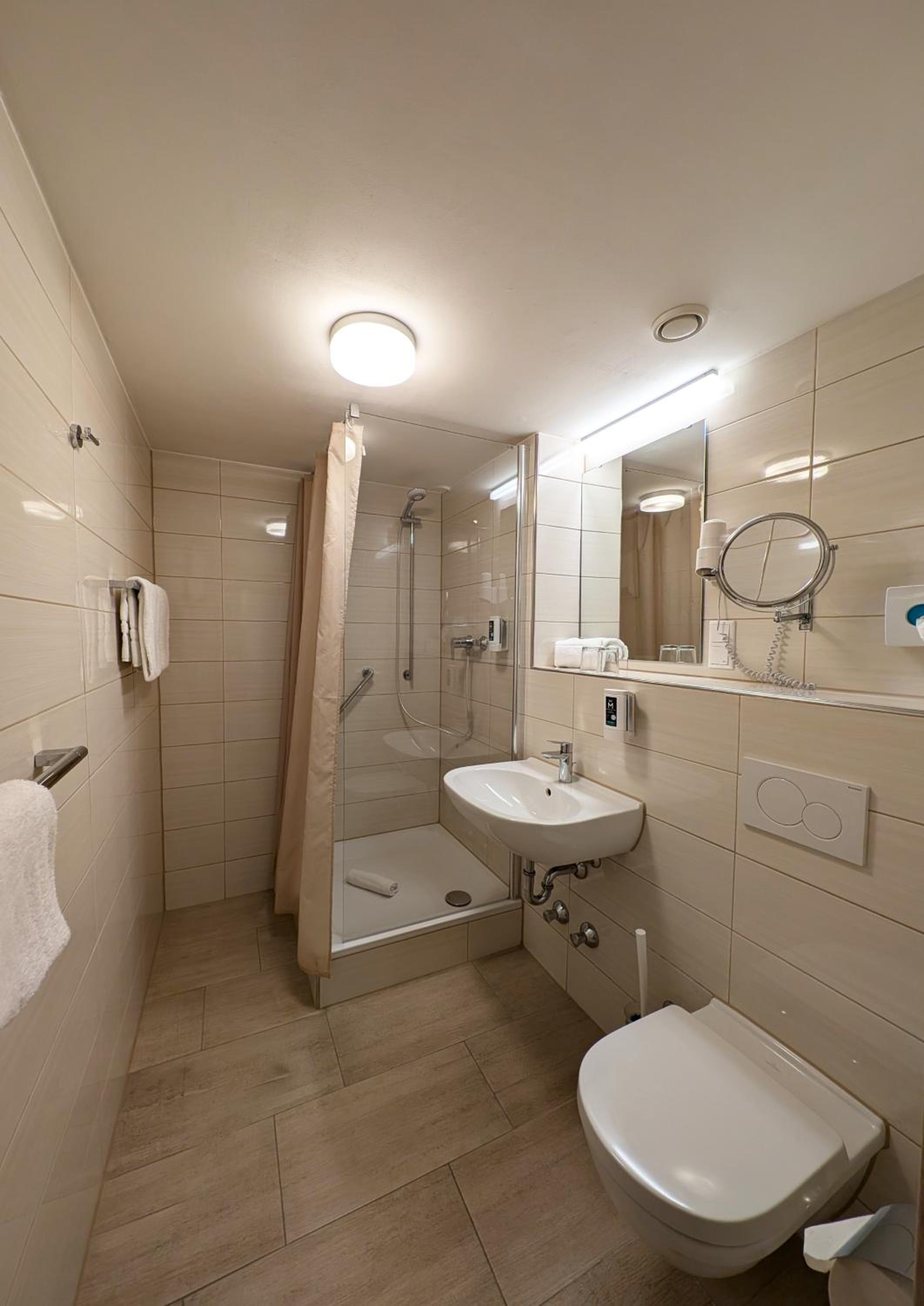 Double Room - Photo 4
