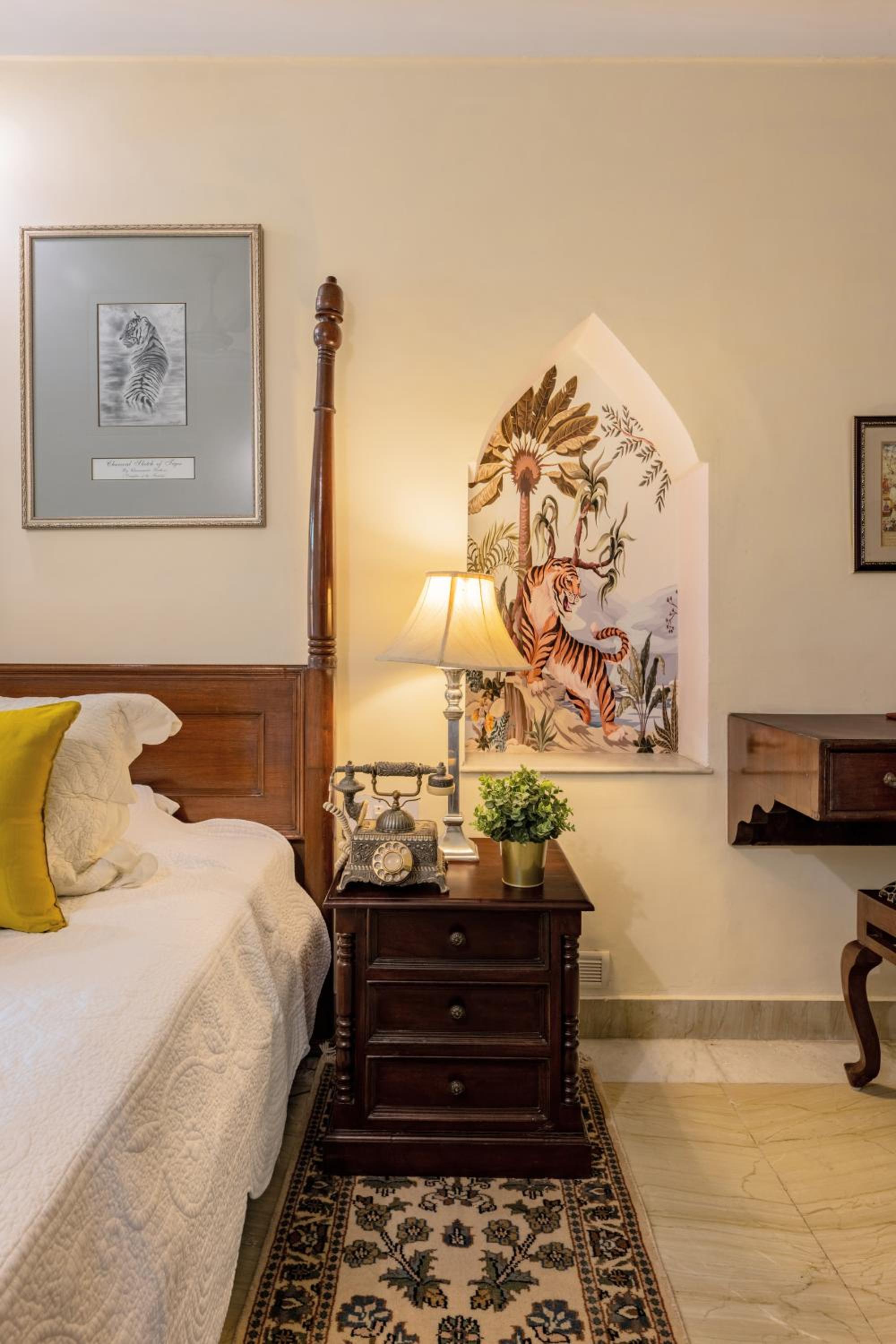 Deluxe Double Room with complimentary Airport pick up - Photo 7