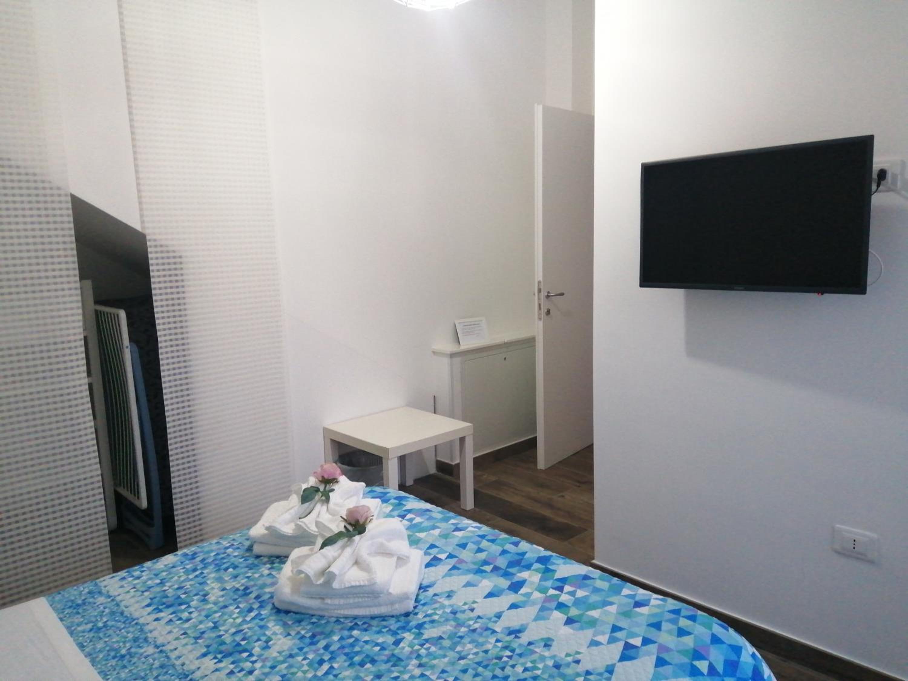 Economy Double Room photo 1