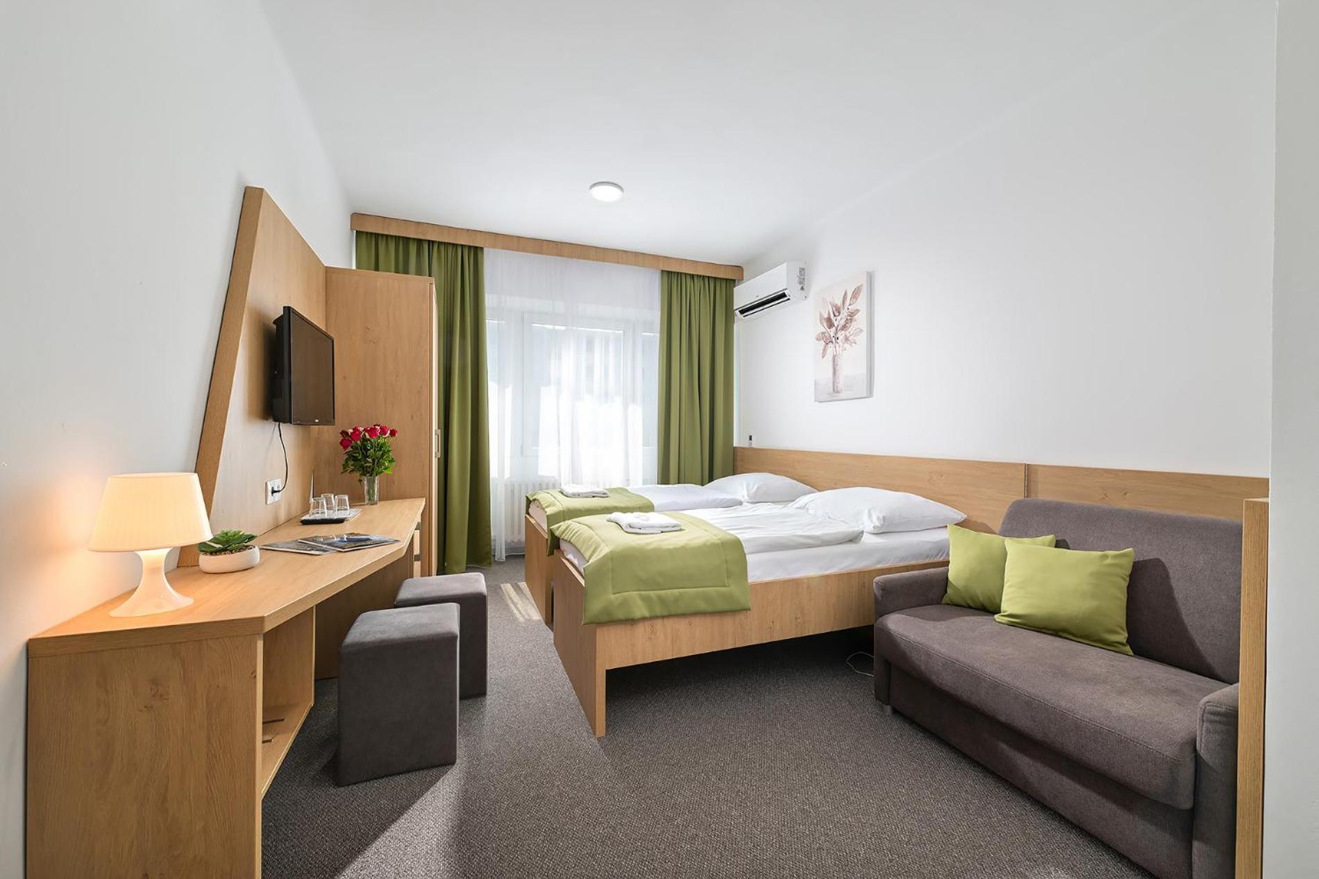 Deluxe Double or Twin Room - Photo 1