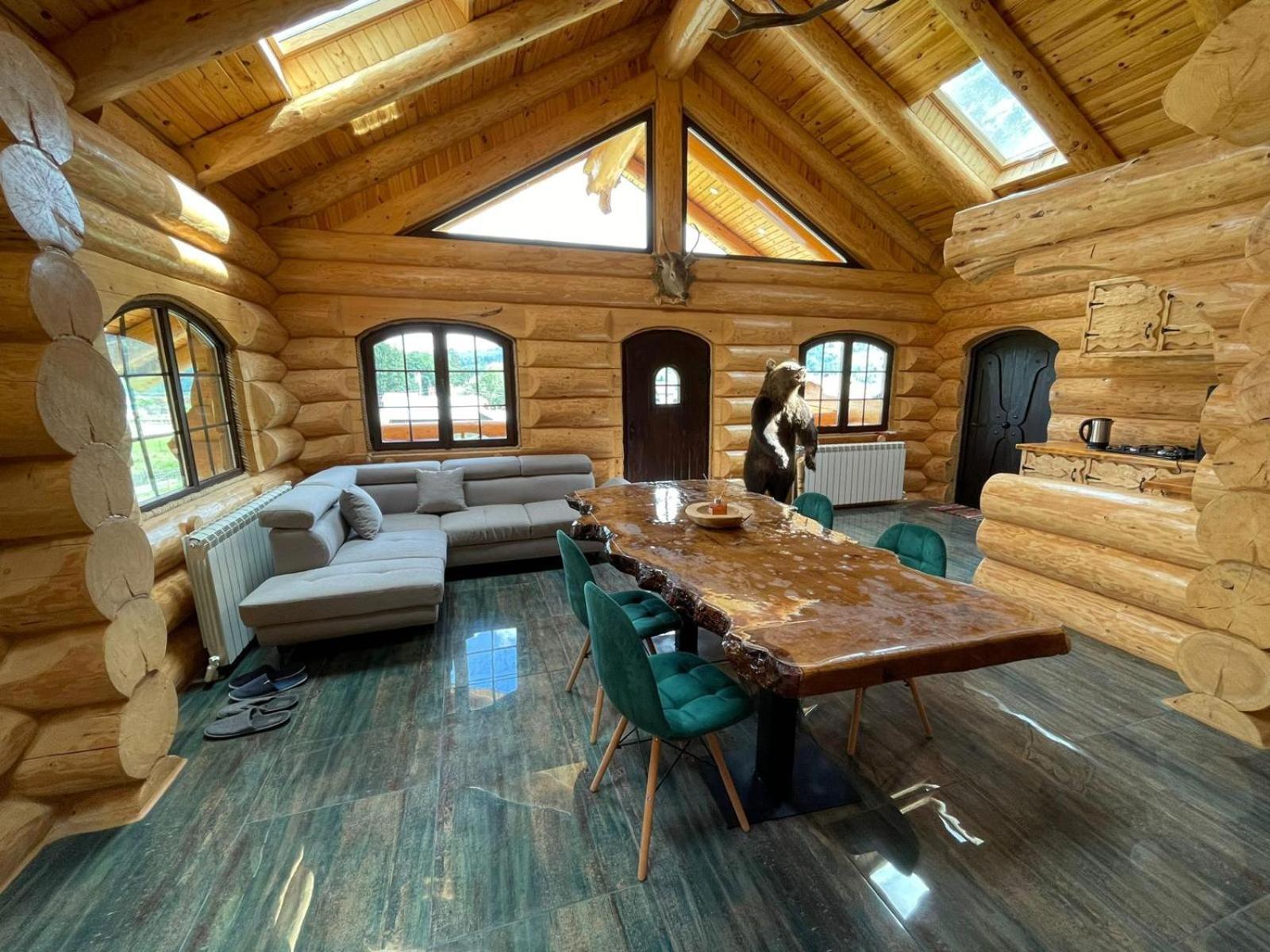 One-Bedroom House photo 2