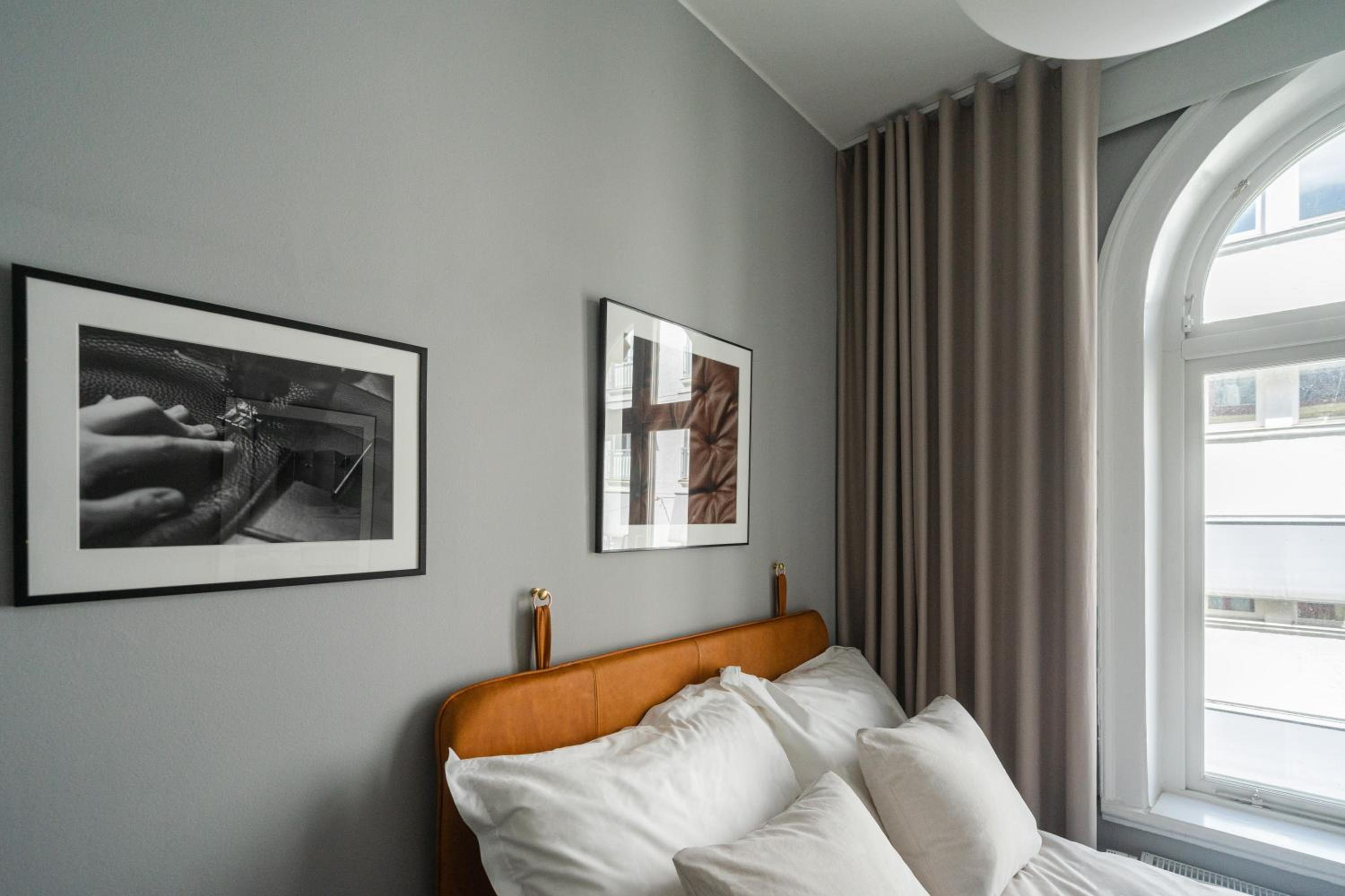 Small Double Room - Photo 5