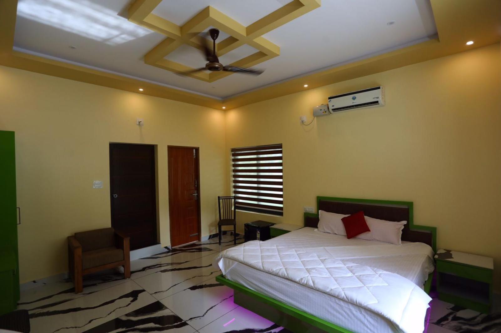 Deluxe Double Room with Balcony