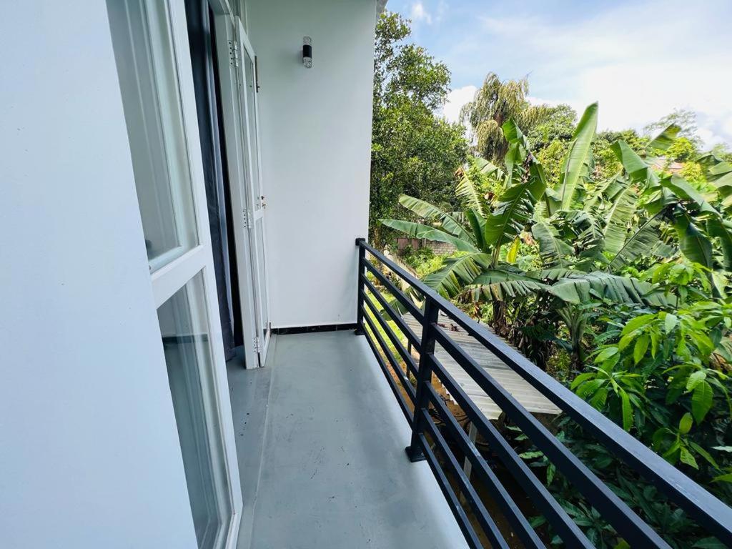 Studio Apartment with One Double Bed photo 3
