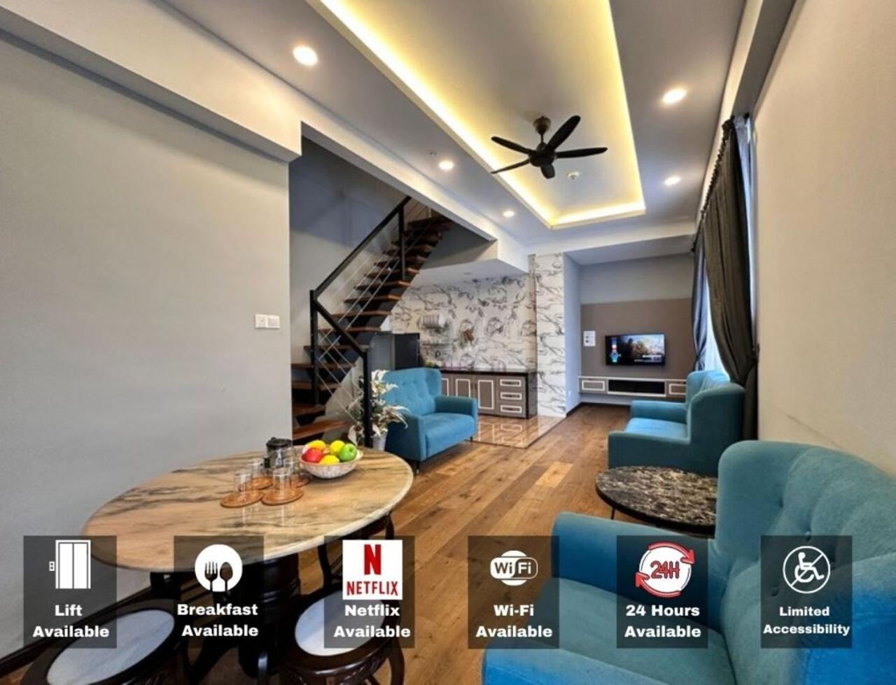 Three-Bedroom Apartment - Photo 1