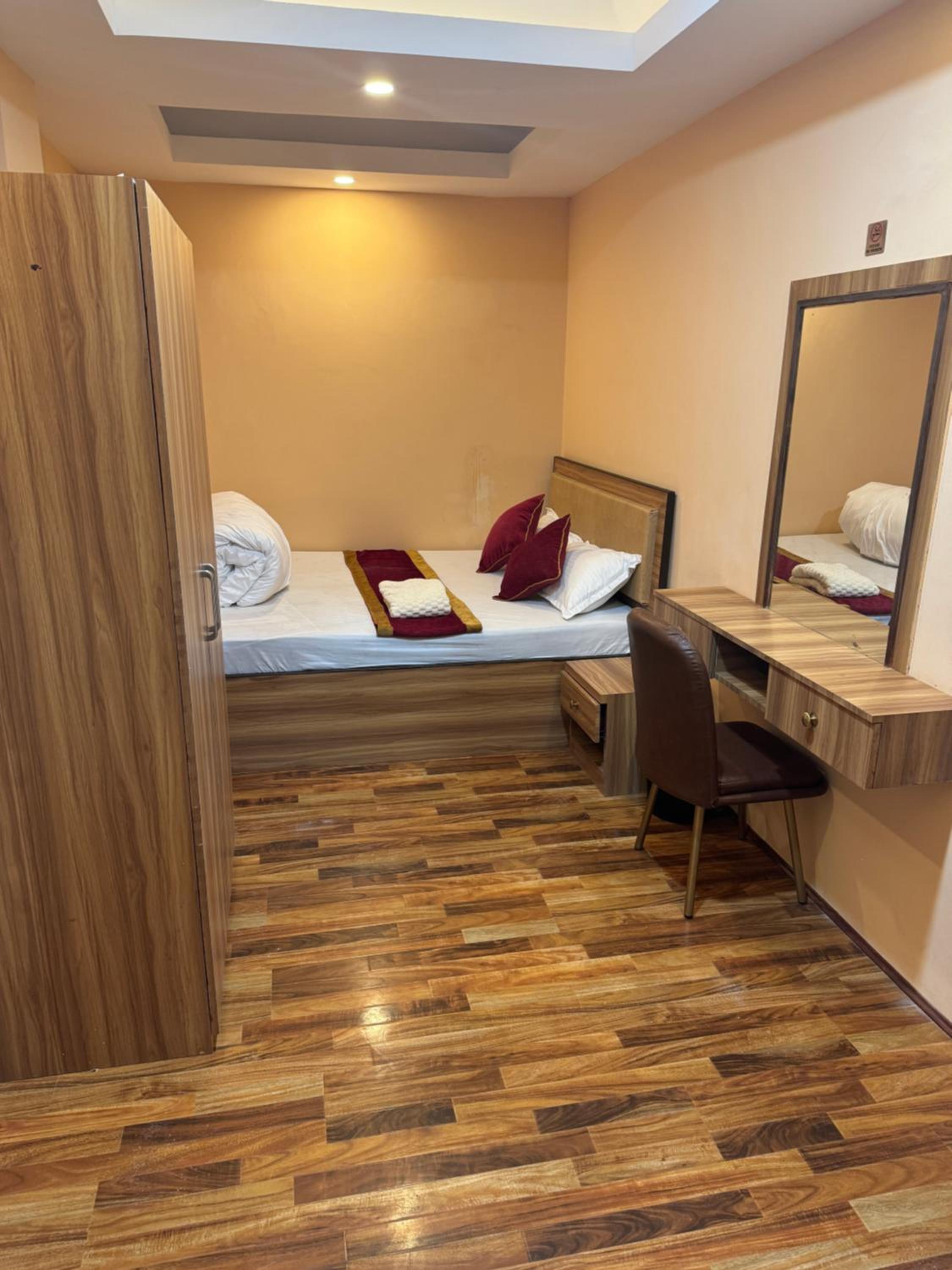 Double Room With Private Bathroom photo 1