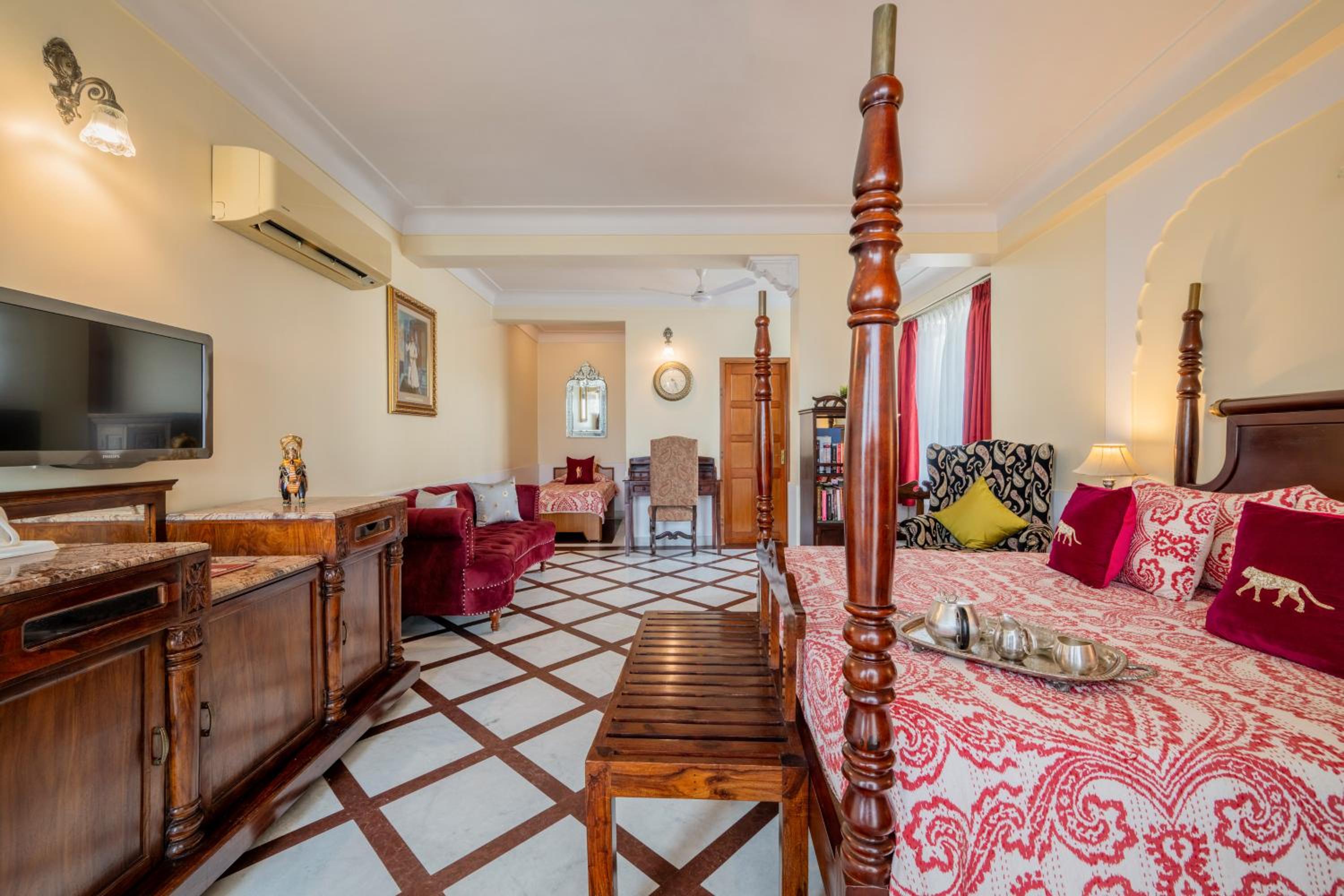 Super Deluxe Double room with complimentary Airport pickup. - Photo 14