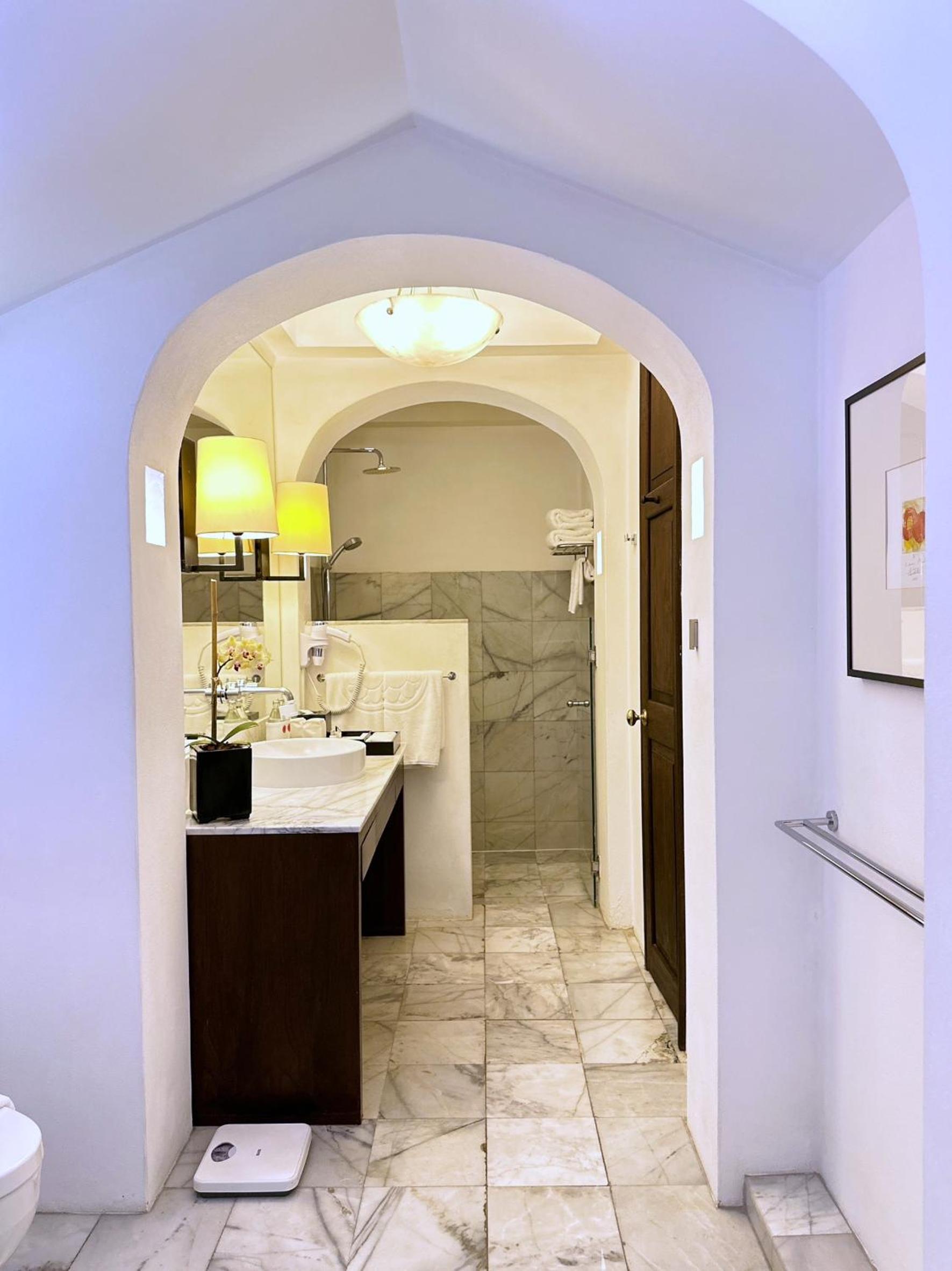 Two-Bedroom Suite -  Above 12 Years Old Only - Photo 12