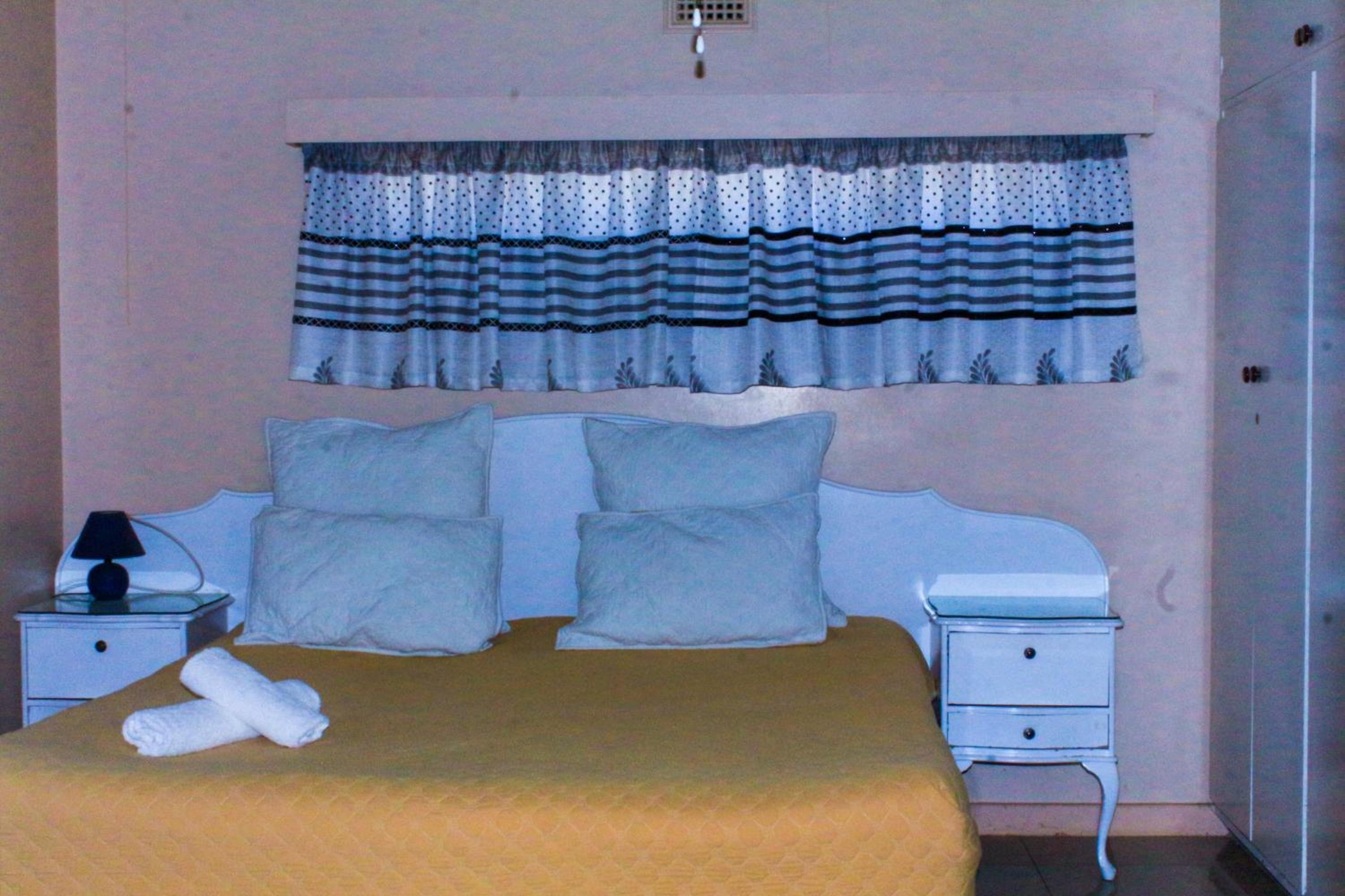 Deluxe Double Room with Bath photo 2