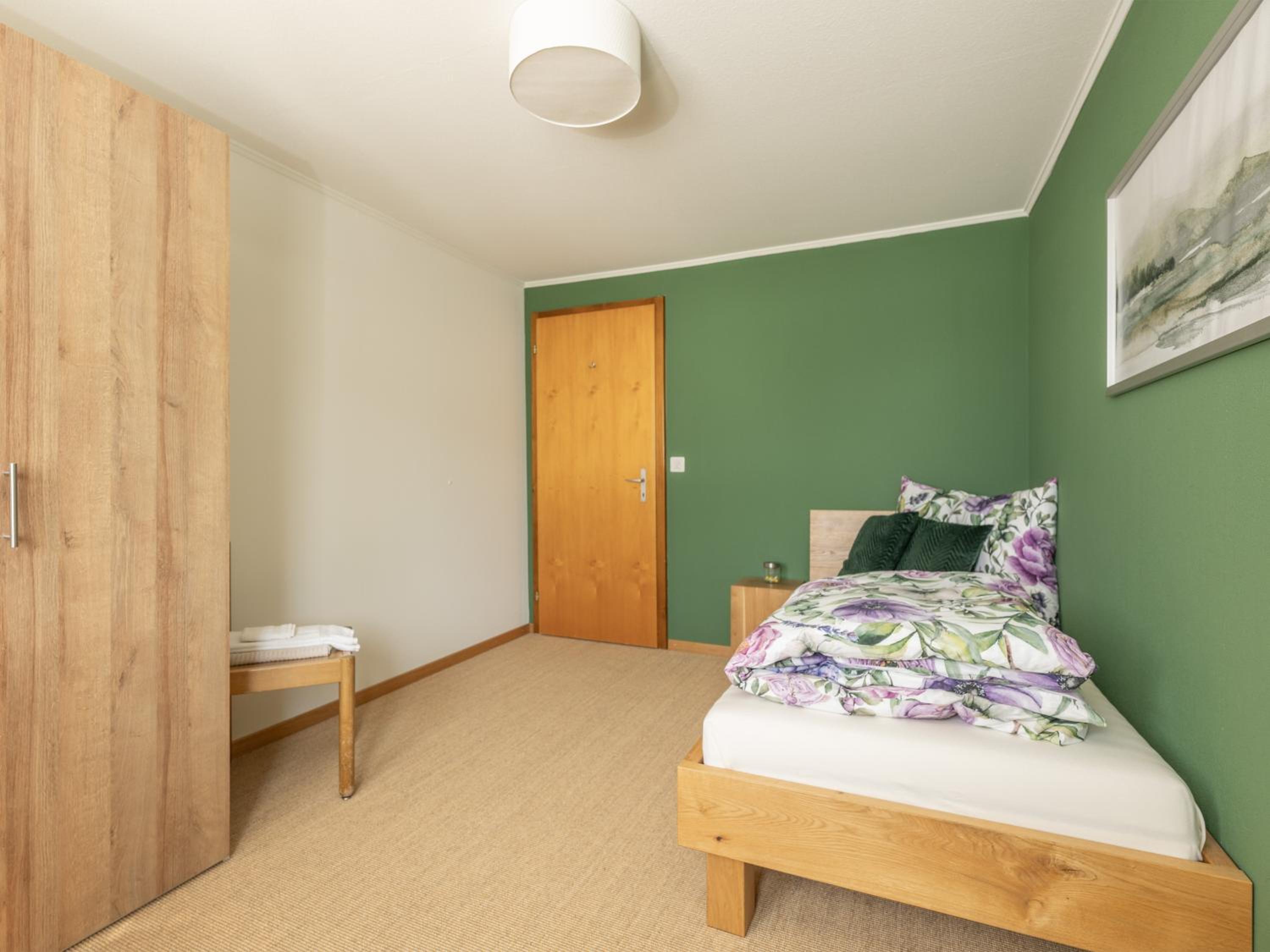 Single Room with Shared Bathroom