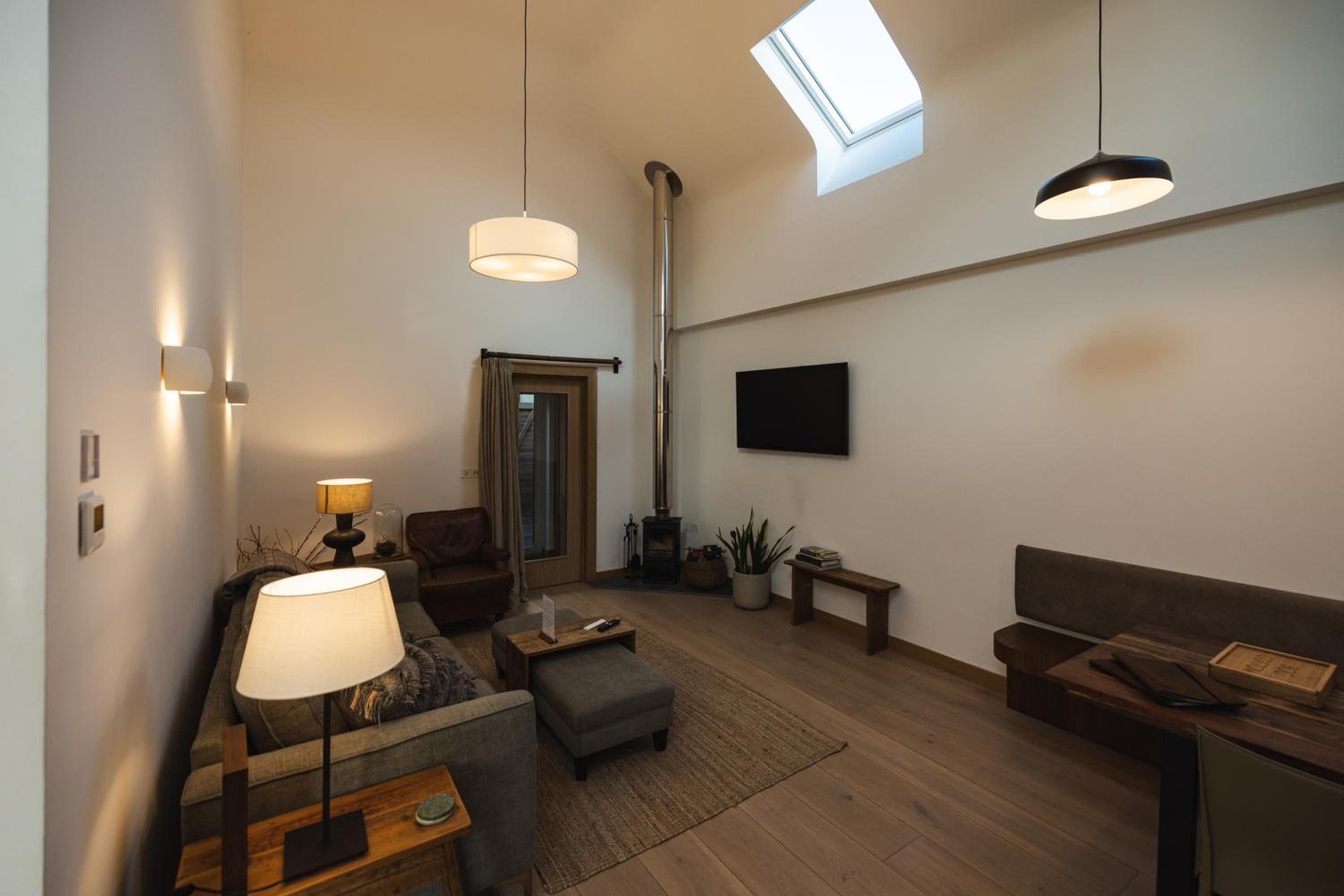 Two-Bedroom Cottage photo 2