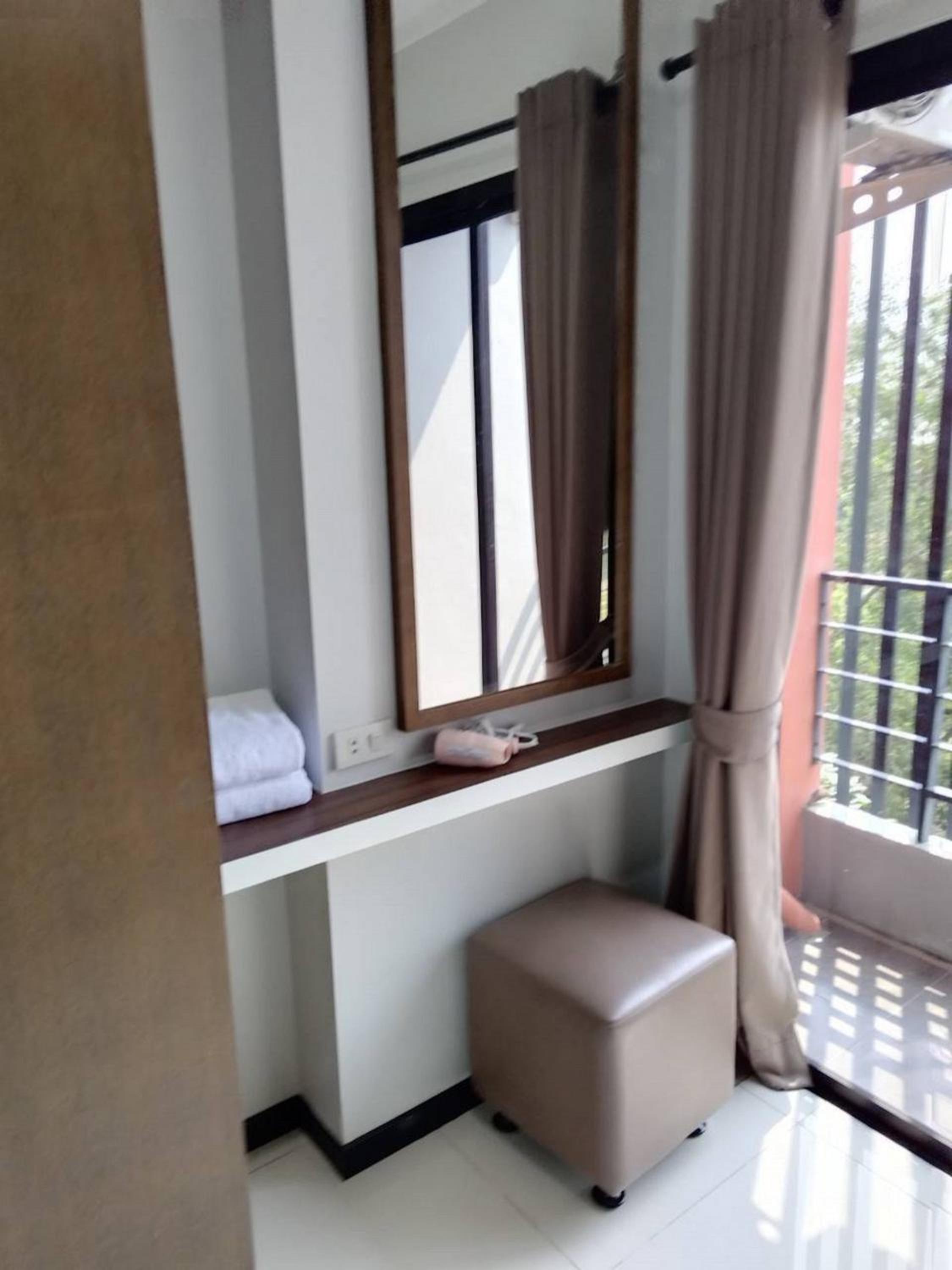 Deluxe Twin Room - Photo 5