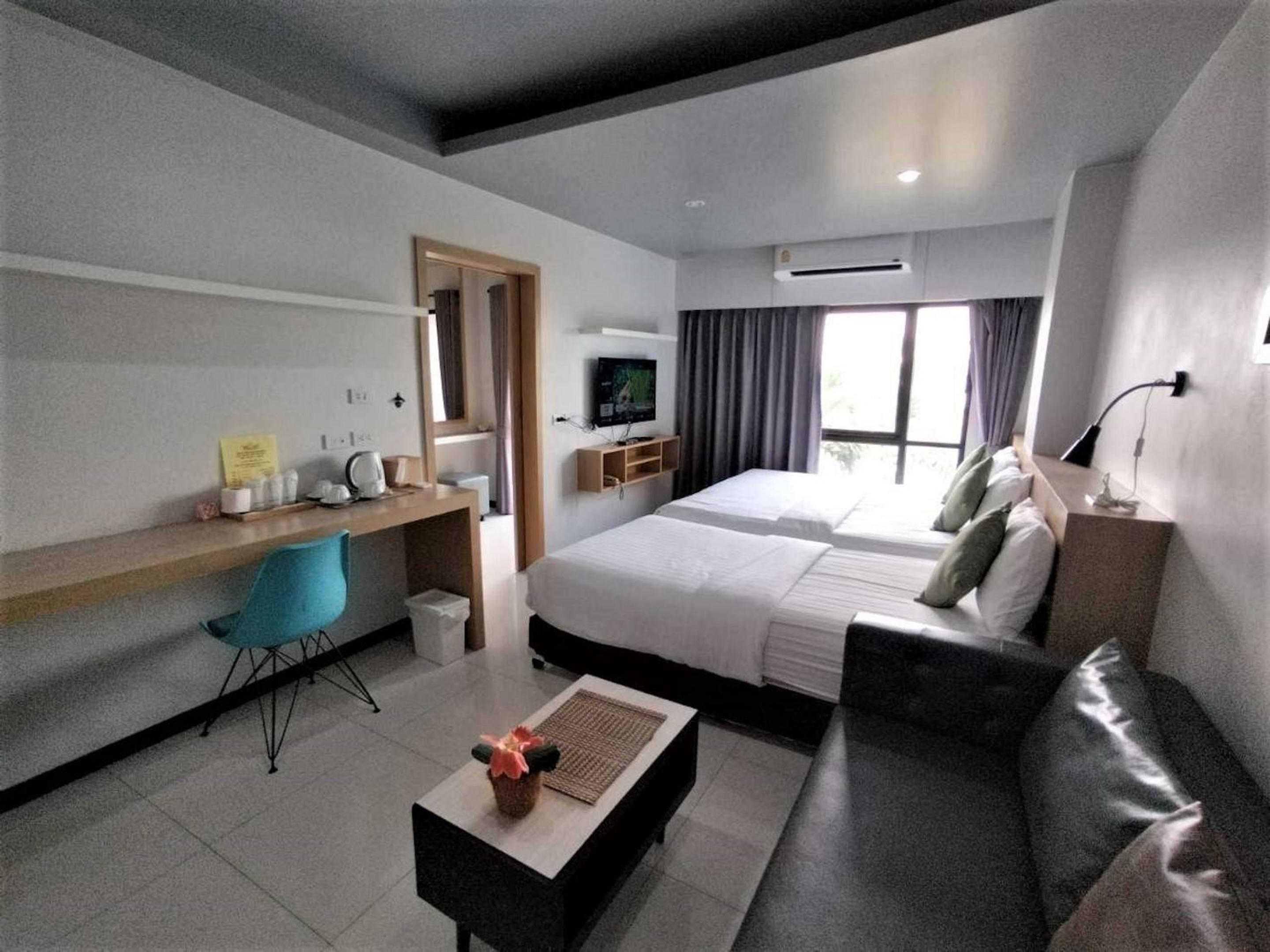 Deluxe Triple Room - Photo 2