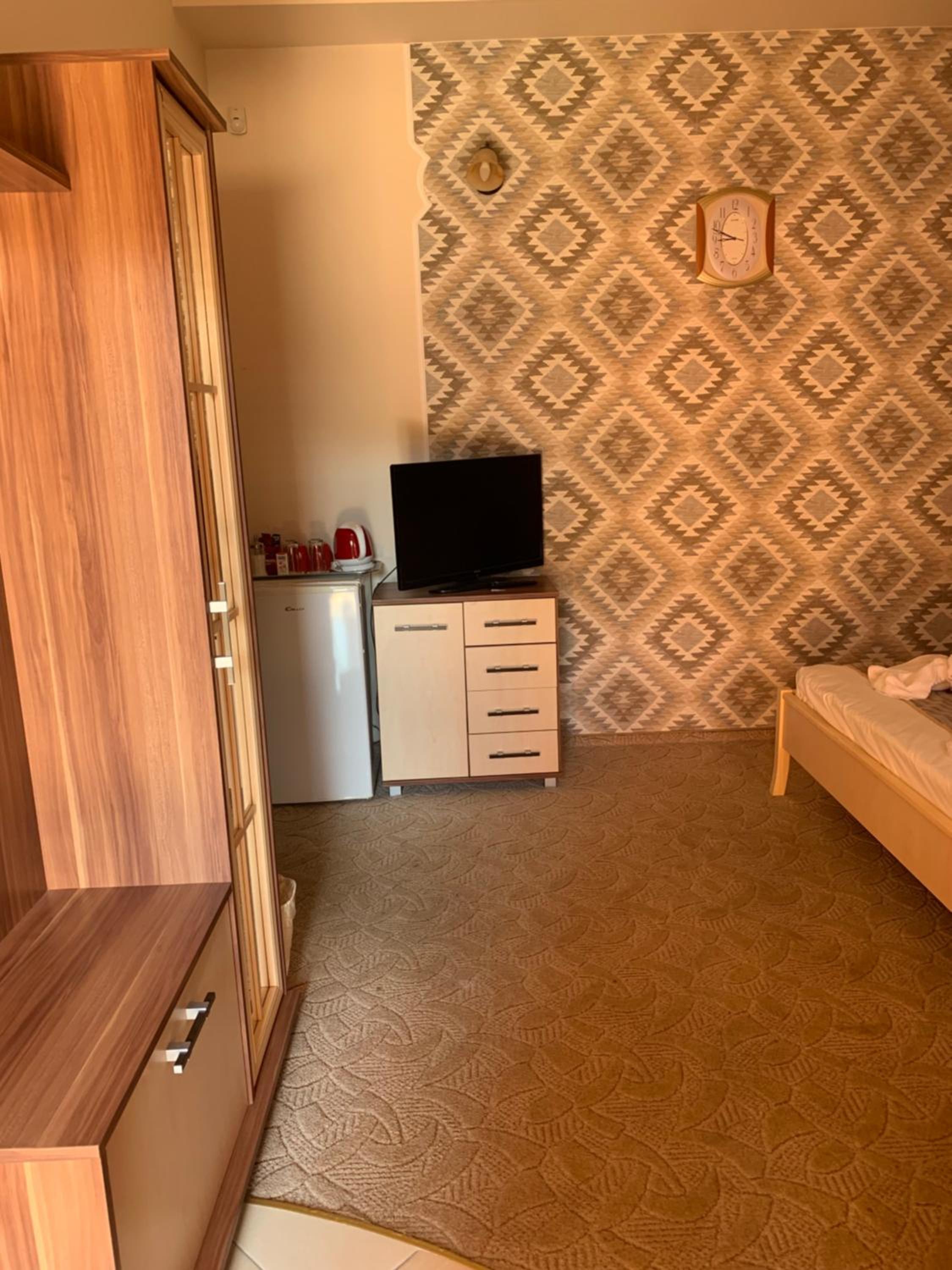 Double Room with Extra Bed photo 1