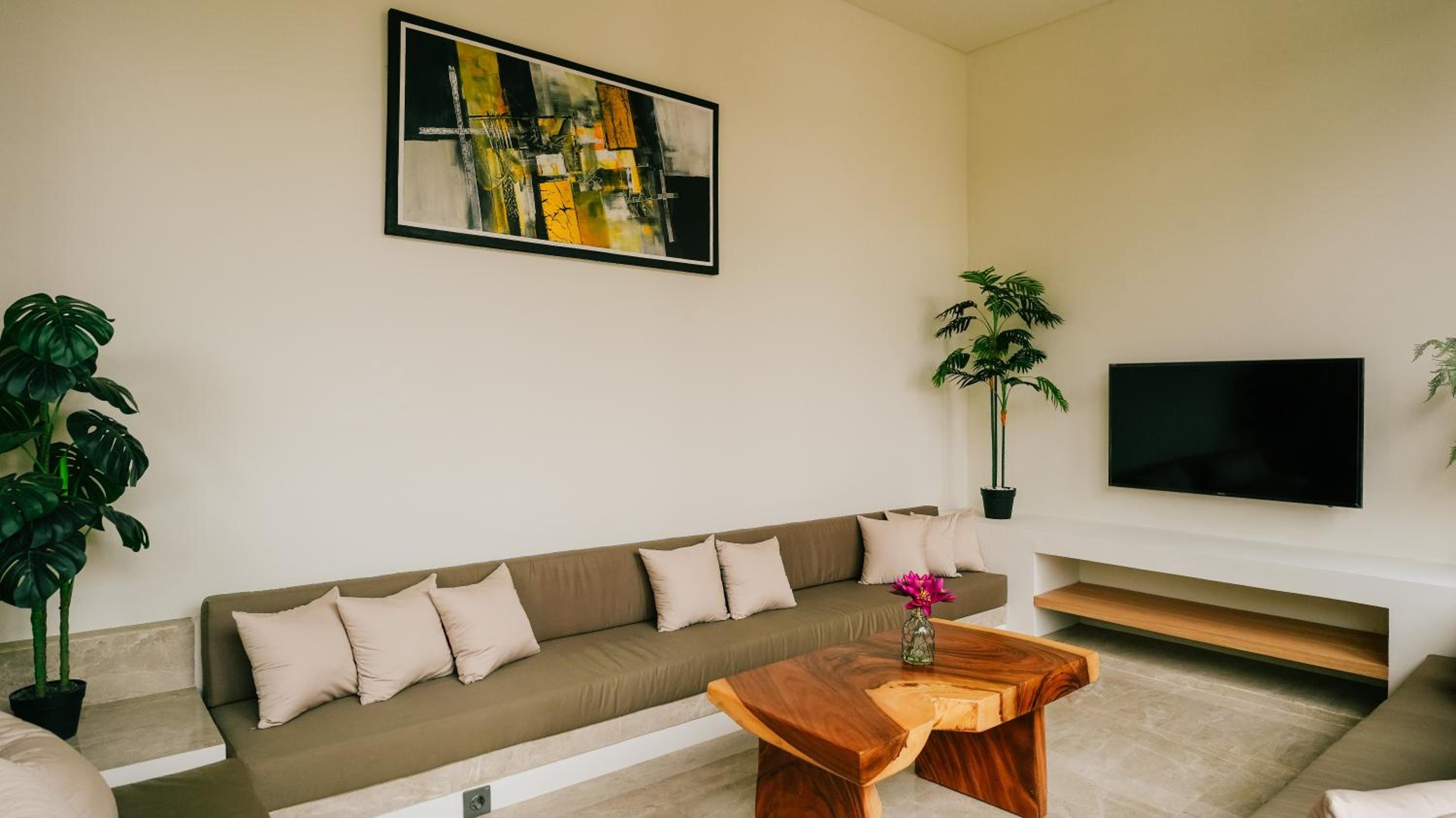 Two-Bedroom Villa photo 2