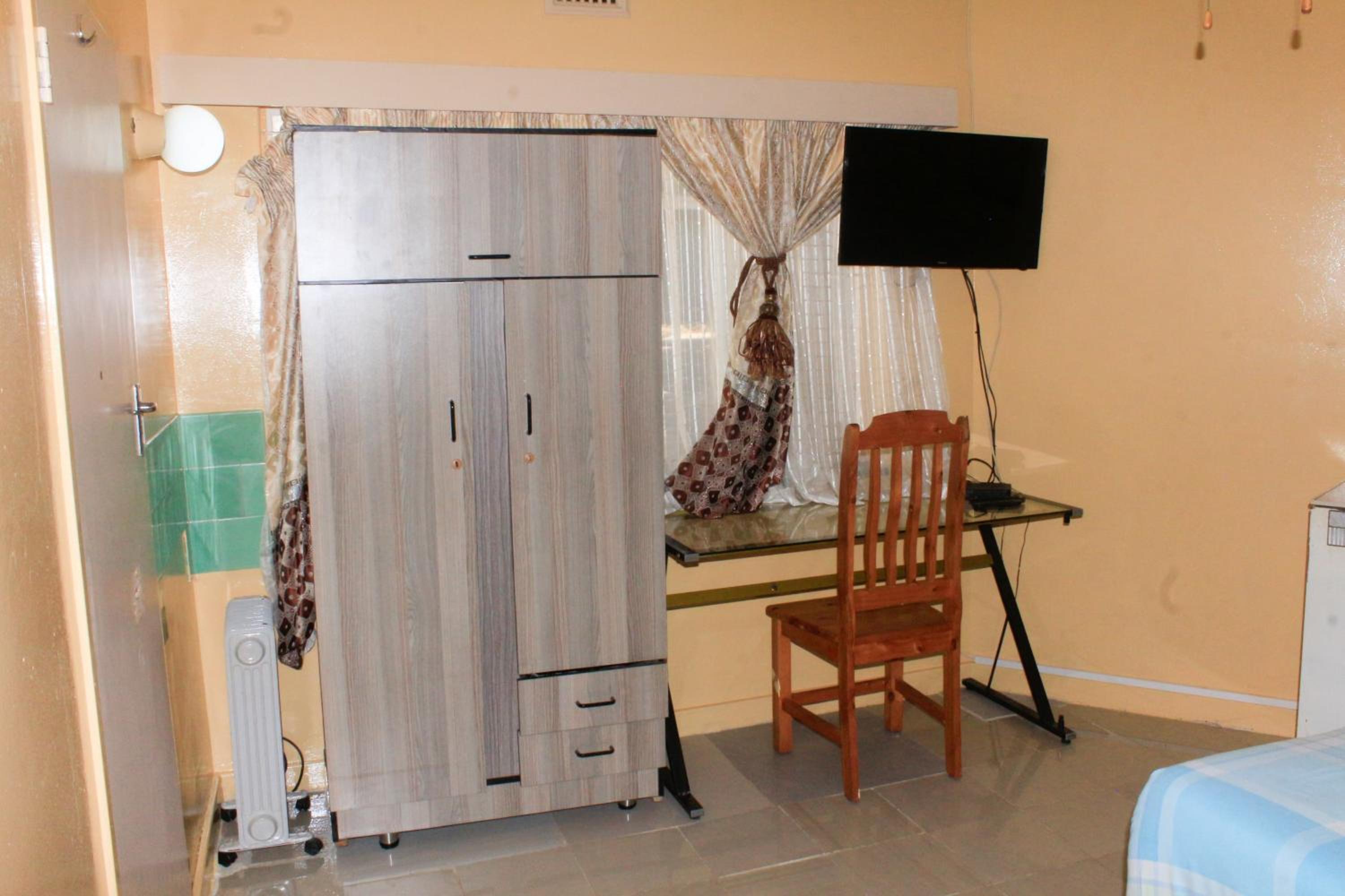 Deluxe Double Room with Bath photo 1