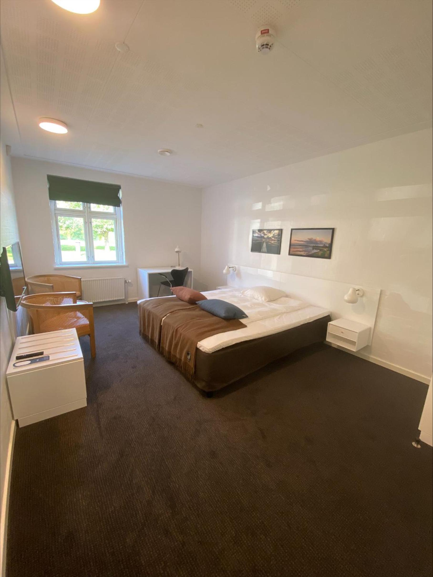 Double Room - Disability Access photo 2